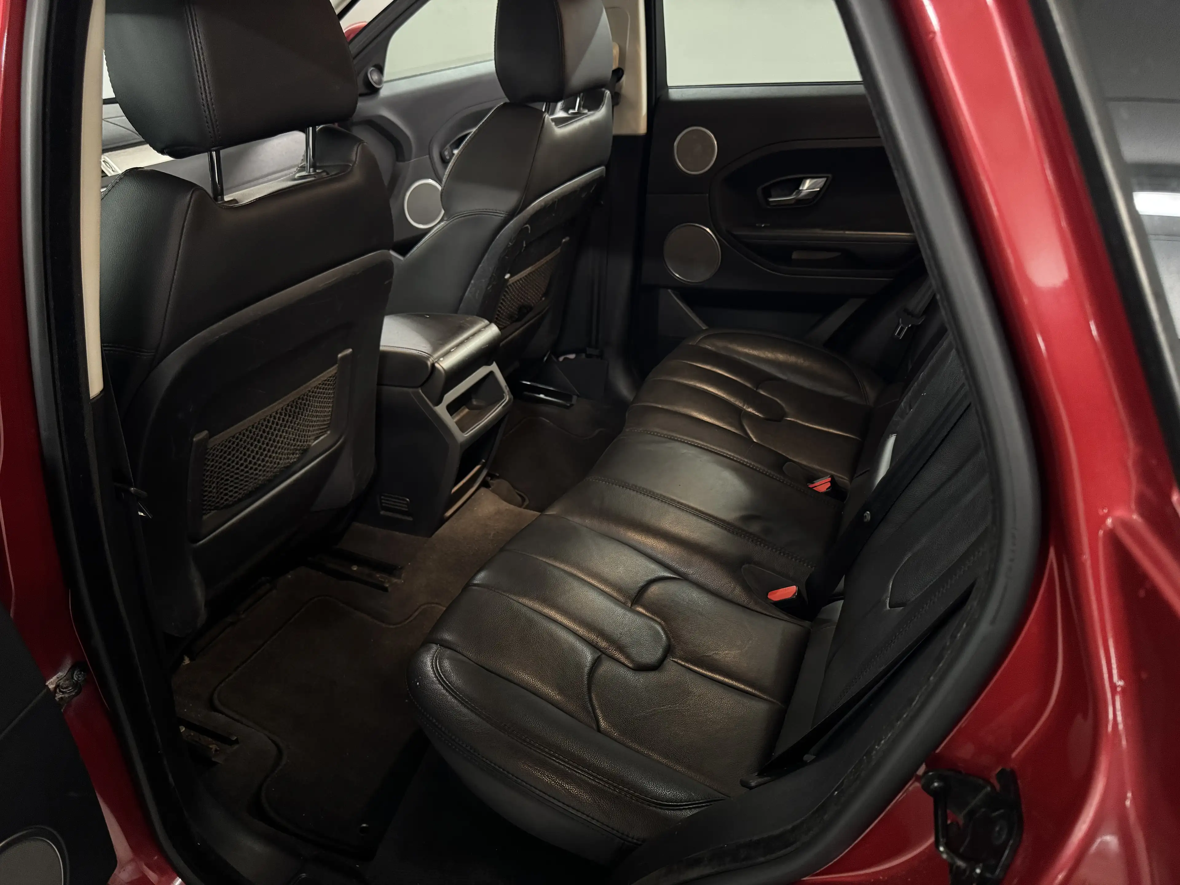 Land Rover Range Rover Evoque 2.2l Pure Allrad — photo 14