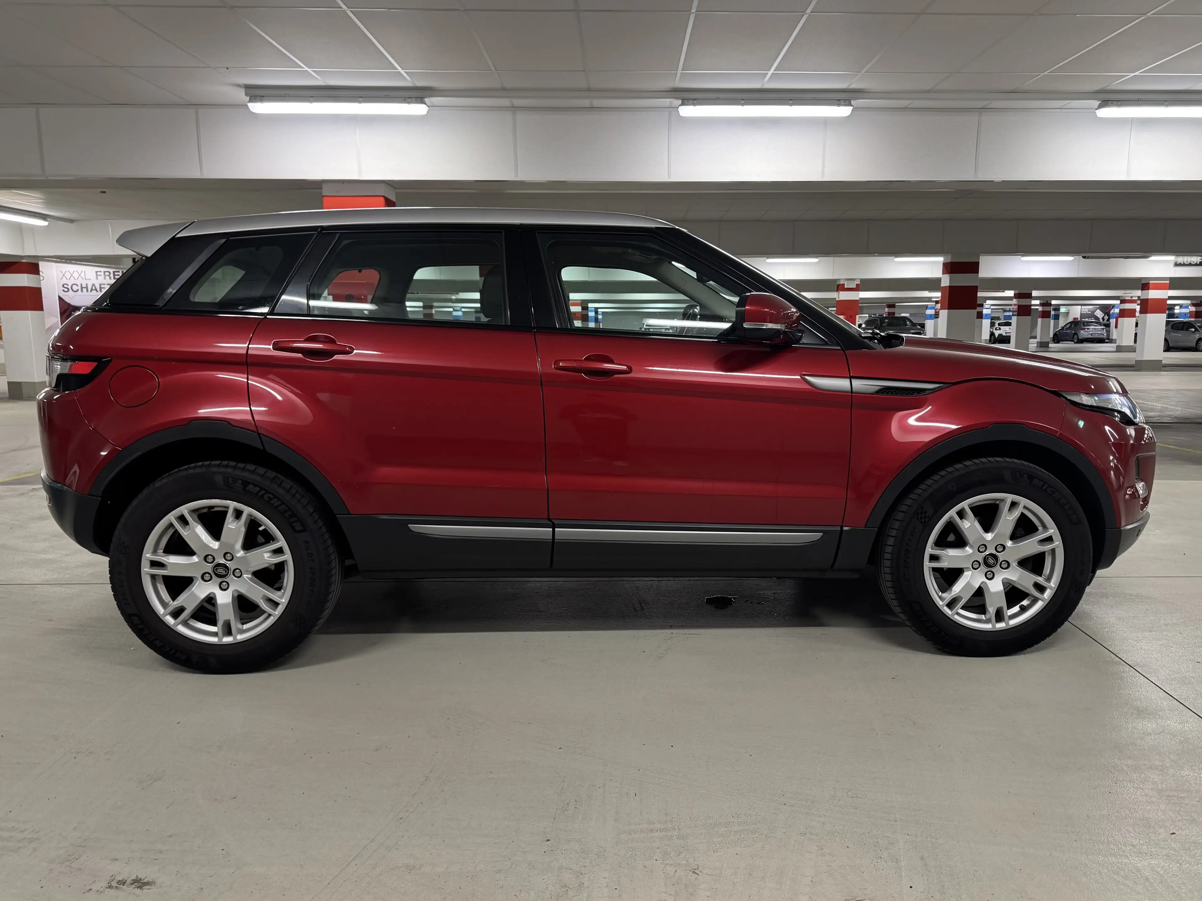 Land Rover Range Rover Evoque 2.2l Pure Allrad — photo 8