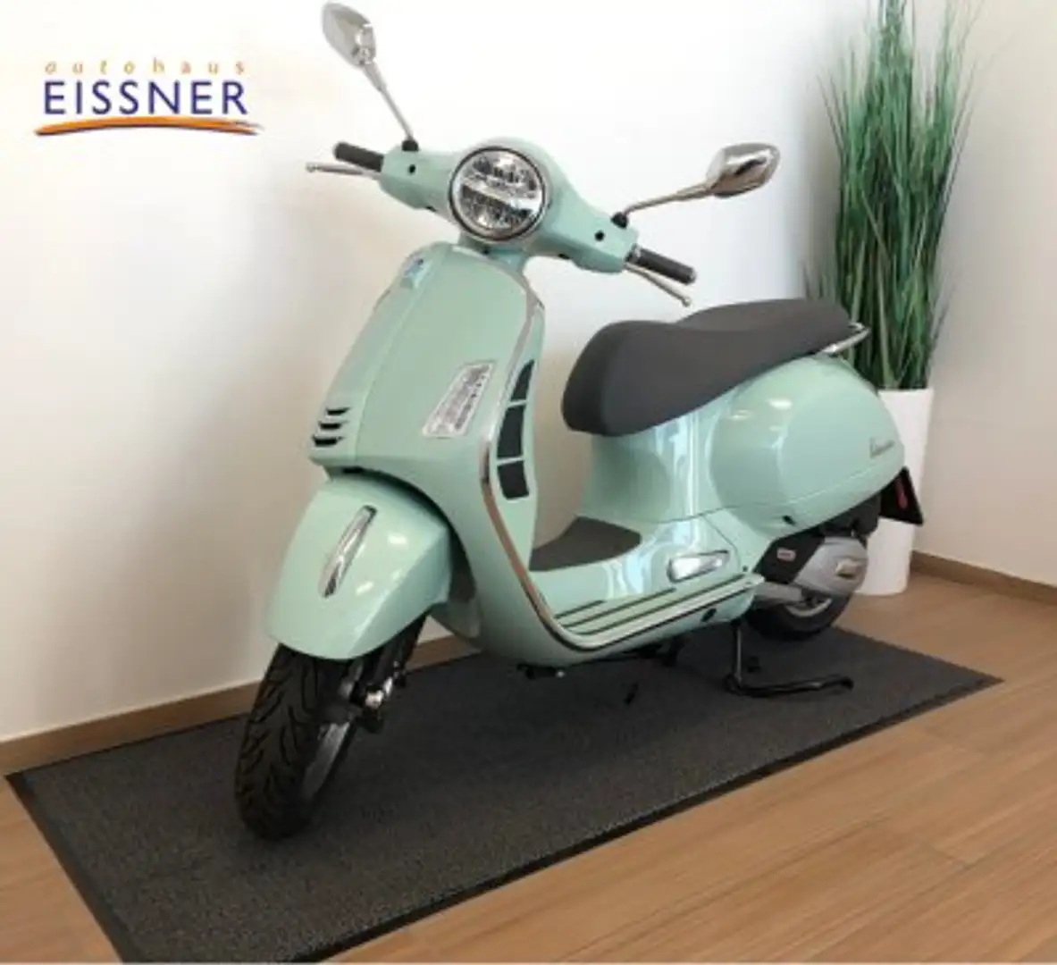 Vespa GTS 125 Verde - 1