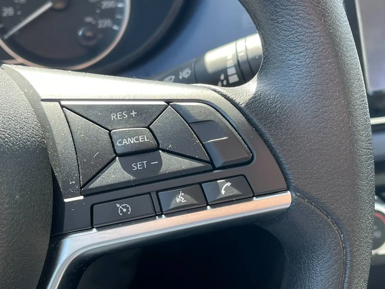 Nissan Versa снимка Nissan Versa