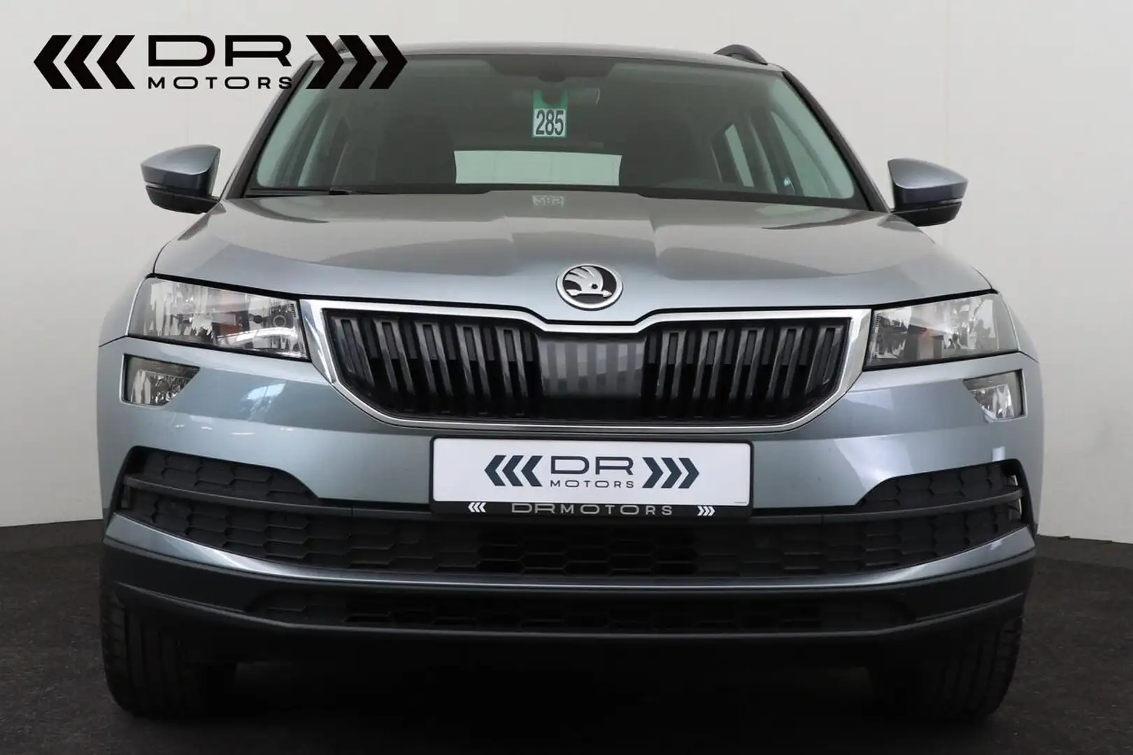 Skoda Karoq 1.0 TSI AMBITION - NAVI - DAB - APPLE CARPLAY/A... Grau - 2