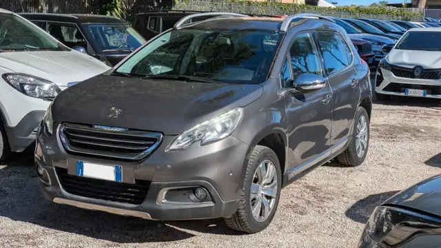 Peugeot 2008 view 3