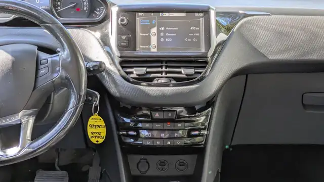 Peugeot 2008 view 14