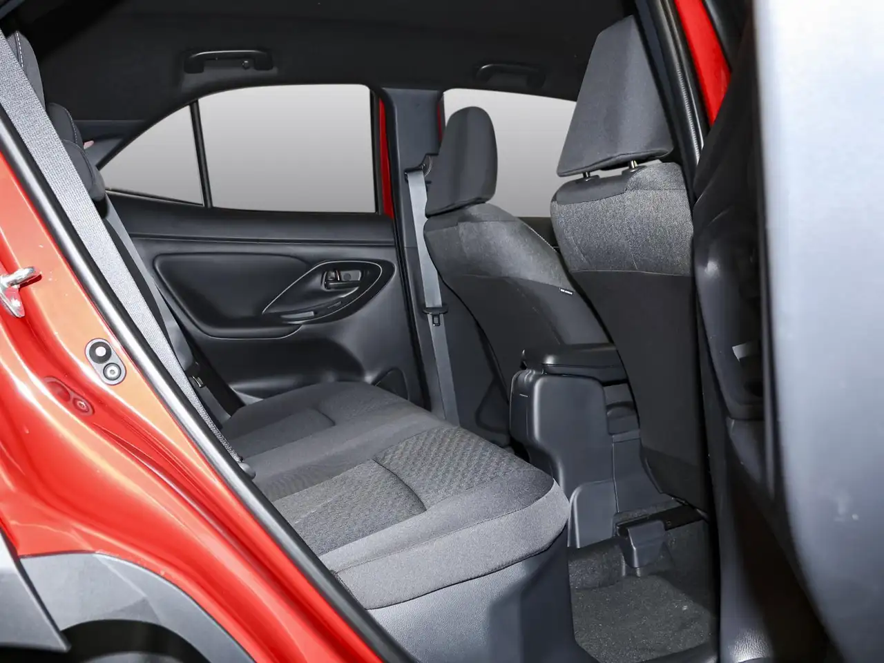 Toyota Yaris Cross Teamplayer Winter & Safety Paket 7