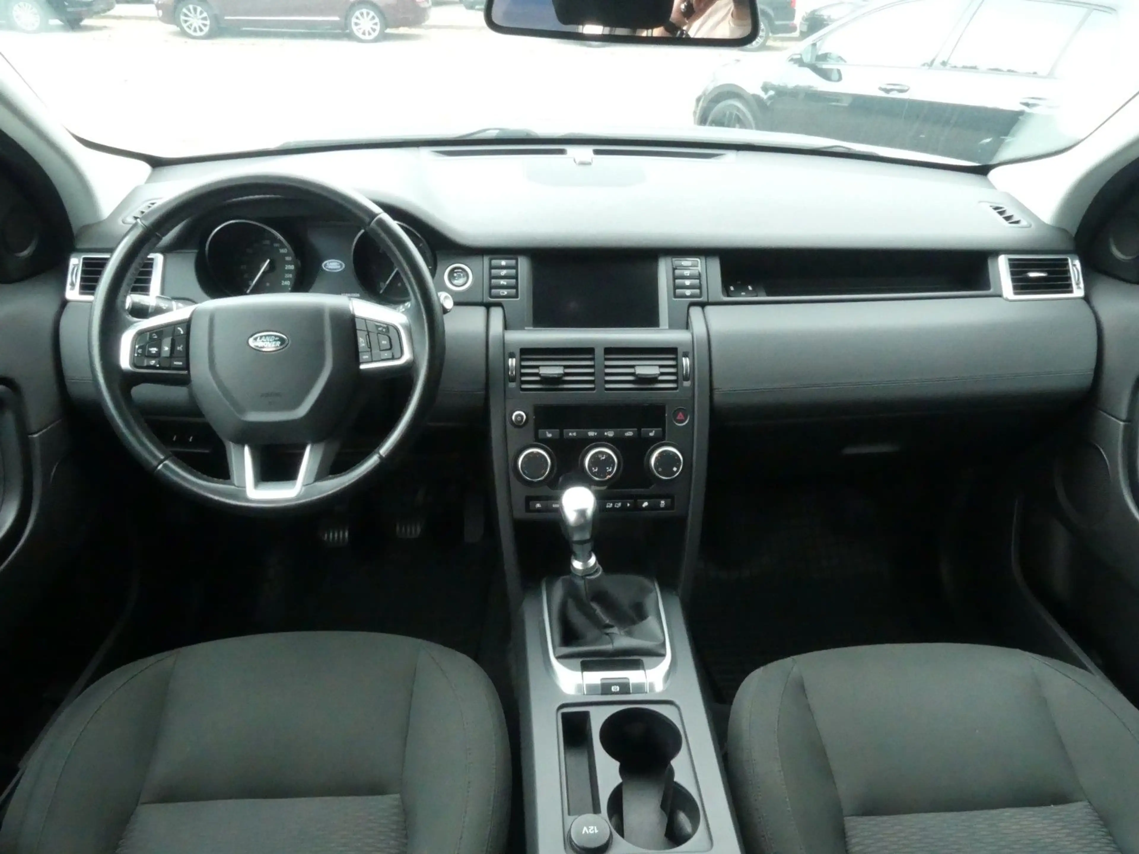 Land Rover Discovery Sport Pure — photo 11