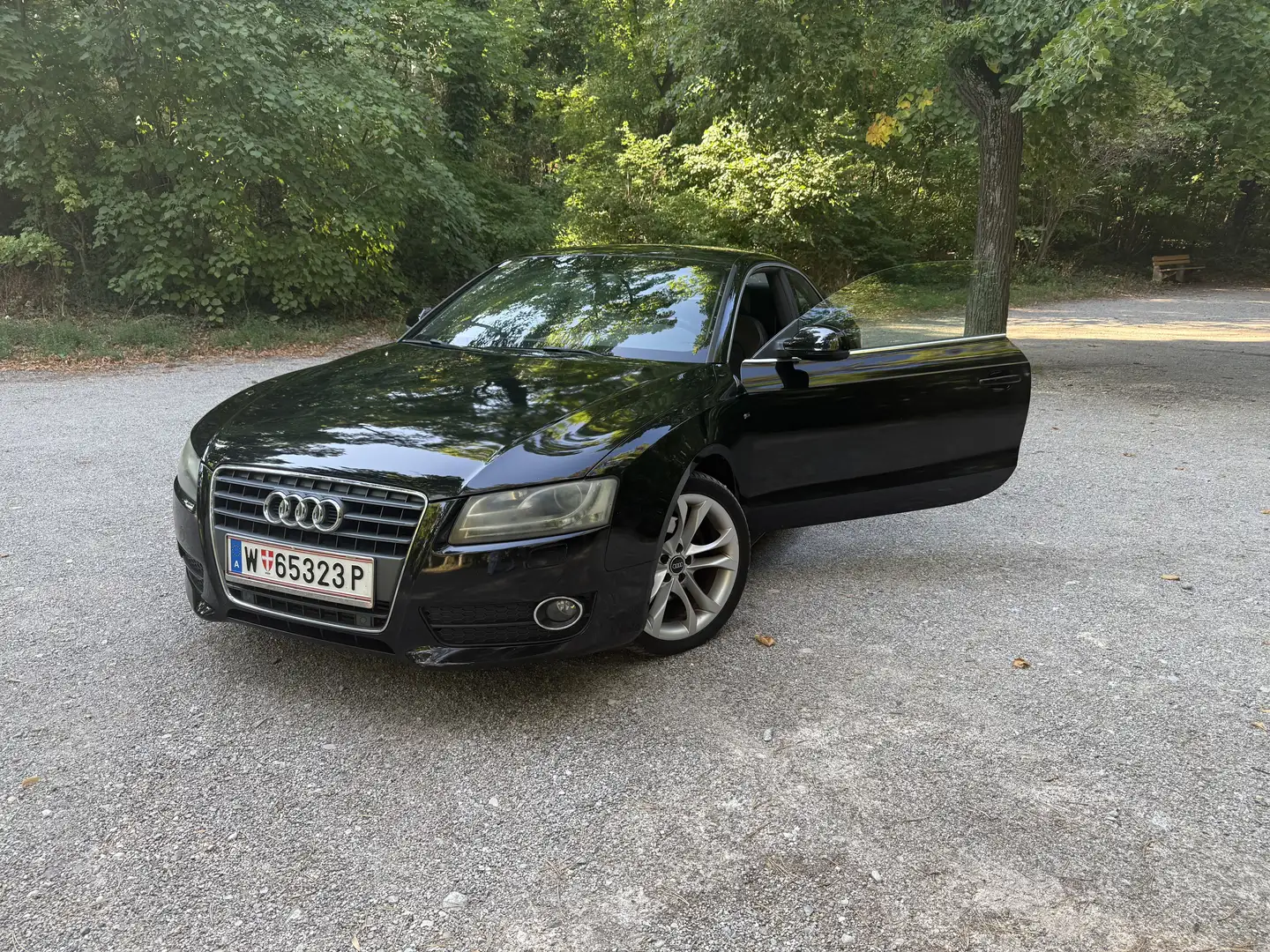 Audi A5 Coupé 2,0 T FSI Schwarz - 2