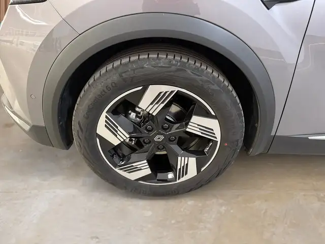 Renault Symbioz view 11