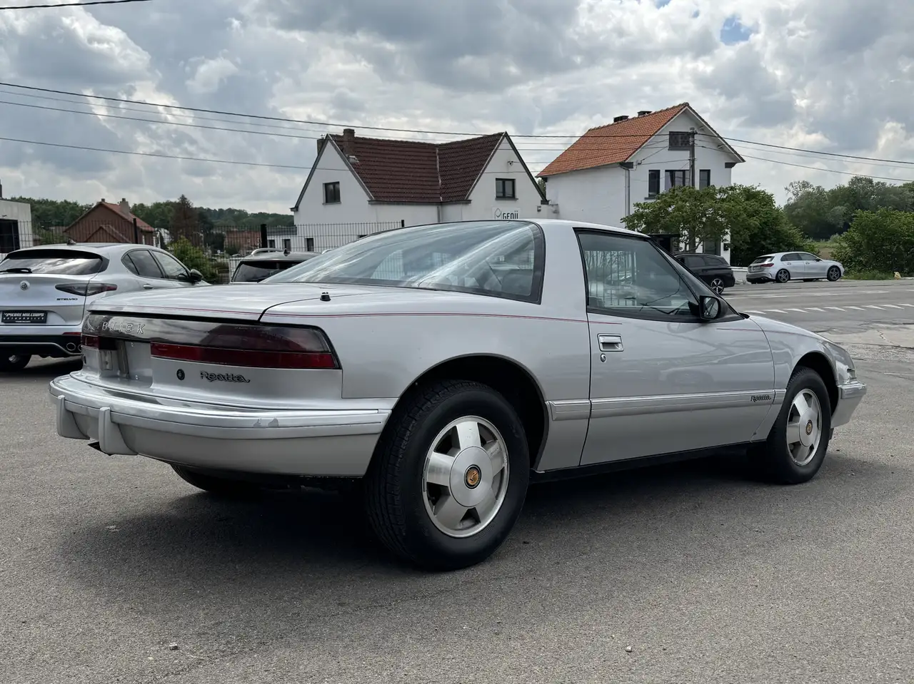 Buick REATTA 3.8 V6 COUPE / 1 OWNER, foto 4