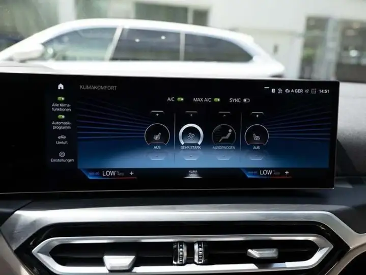 BMW Serie 3 2023, foto 15