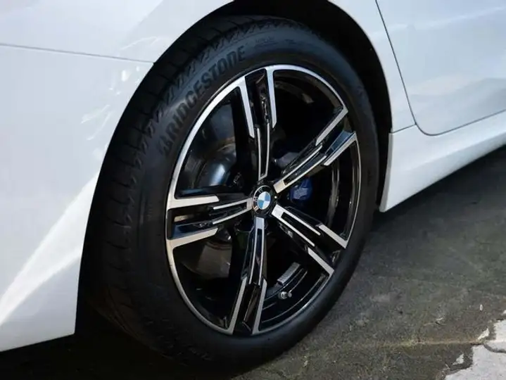BMW Serie 3 2023, foto 5