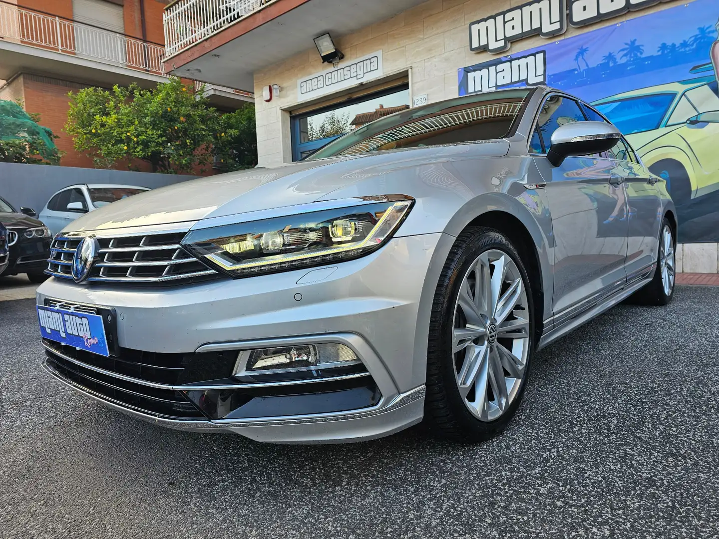 Volkswagen Passat 2.0 BiTDI 4MOTION DSG R-LINE UNIPRO' TAGL UFF FULL Plateado - 2