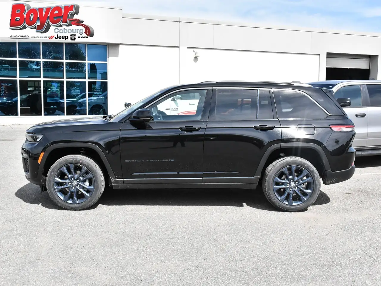 Jeep Grand Cherokee снимка Jeep Grand Cherokee