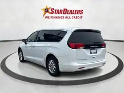 Chrysler Grand Caravan 2023