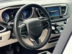 Chrysler Grand Caravan 2023 — фото 15