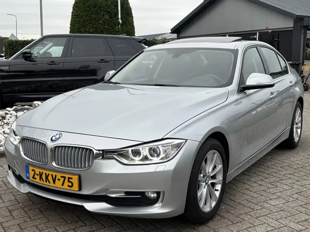 BMW 316 3-serie 316i High Exe Sport 2013 NL Auto 1E Eig Sc