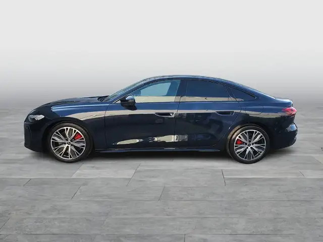 Audi A5 view 3