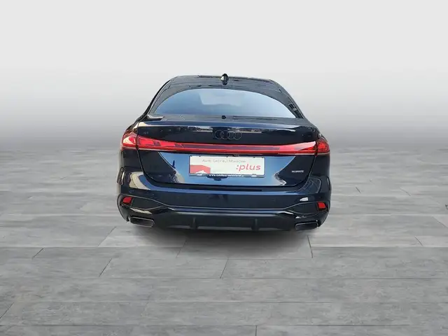 Audi A5 view 5