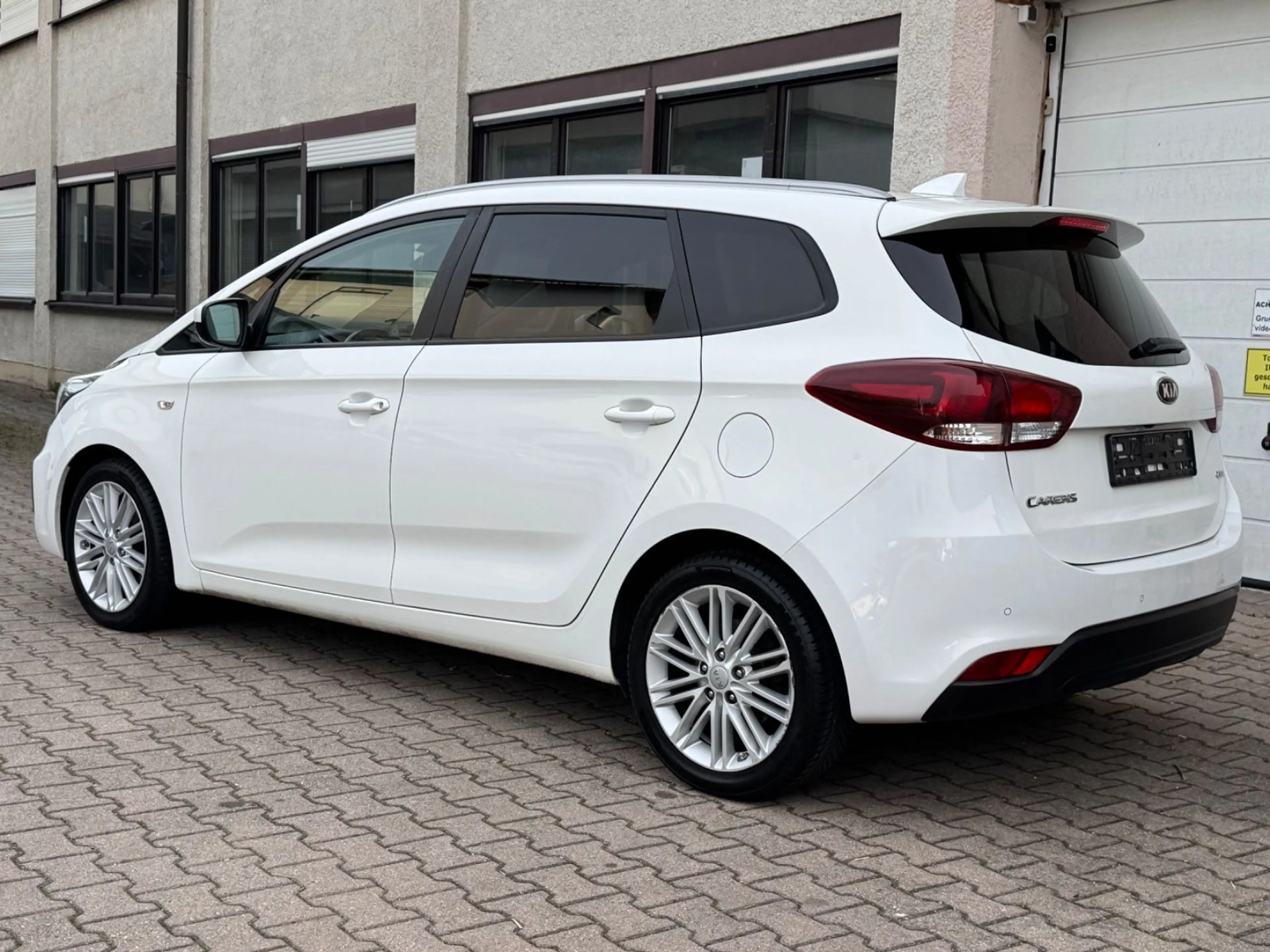 Kia Carens Dream Team 7-SITZER CARPLAY EURO 6 — photo 4