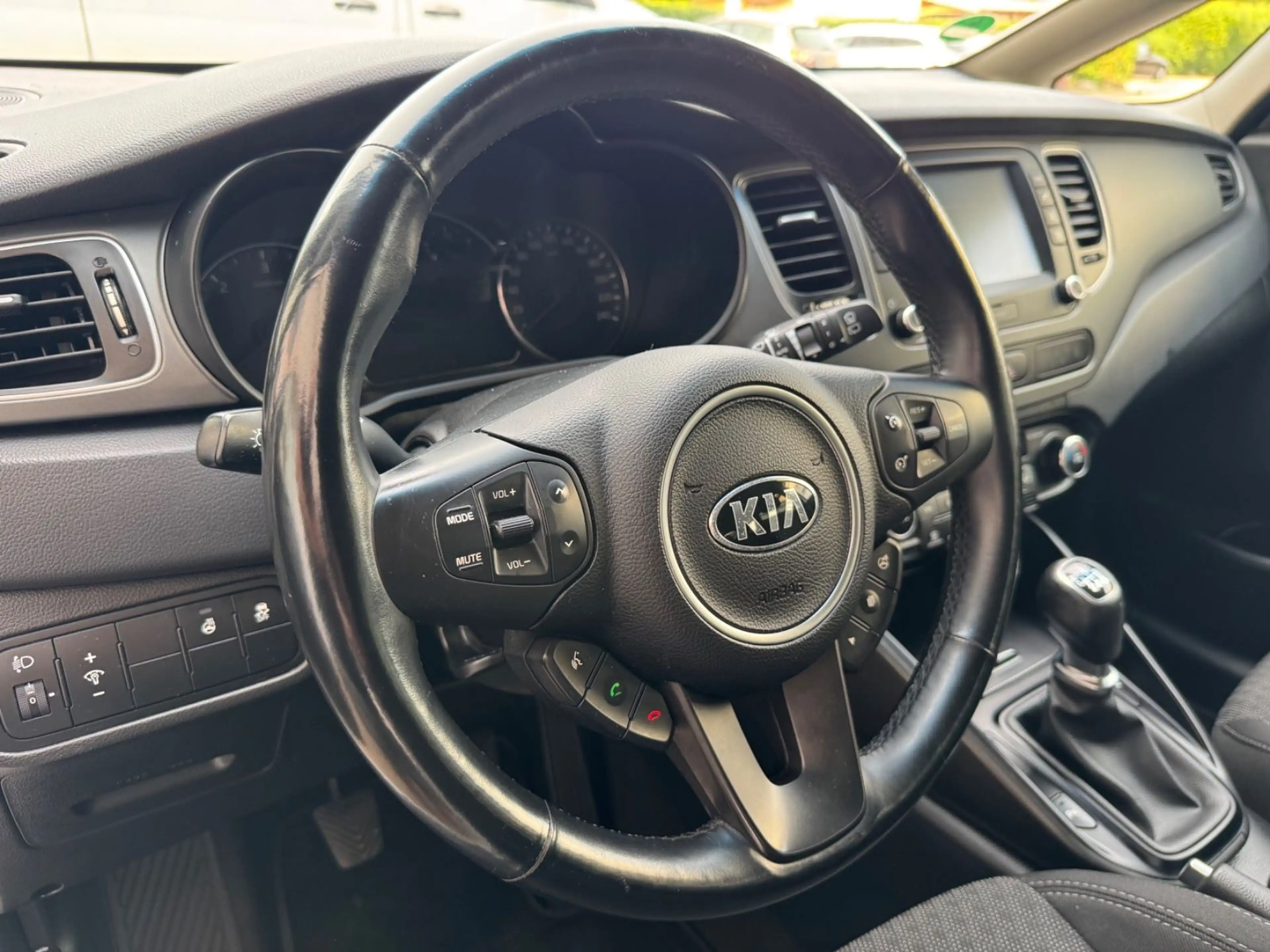 Kia Carens Dream Team 7-SITZER CARPLAY EURO 6 — photo 13