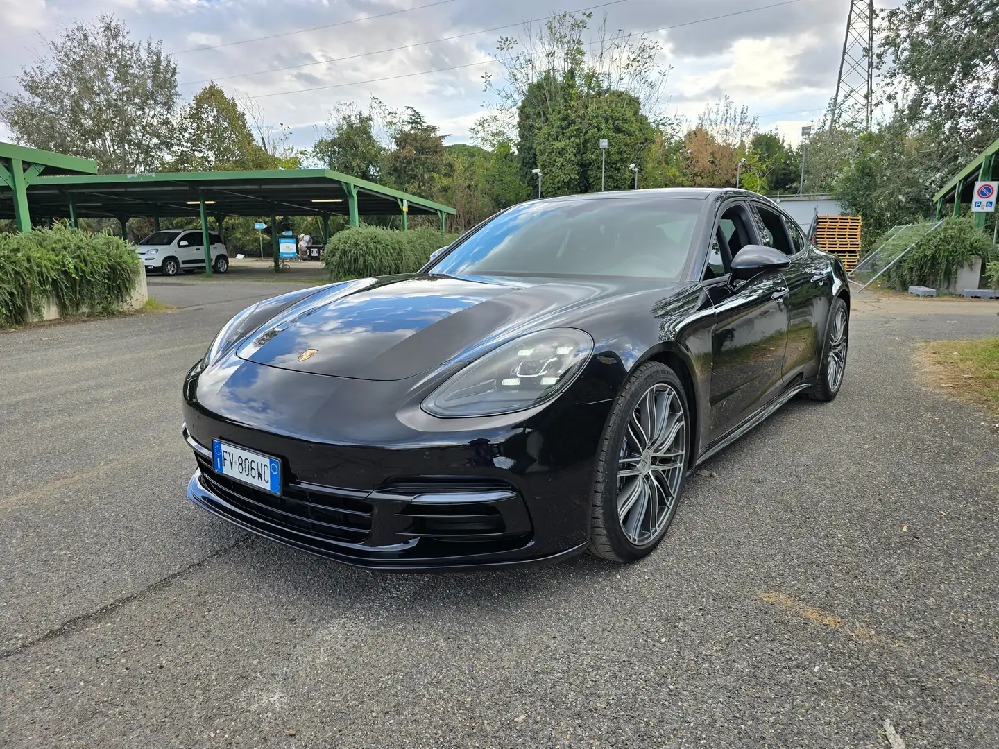 Porsche Panamera SOLO 6.000€ PER SUBENTRARE AL LEASING IN CORSO Zwart - 1