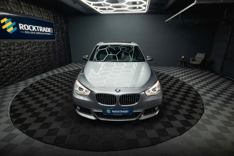 BMW 550 i xDrive Gran Turismo M-Sport *Pano*ACC*HU* — photo 3