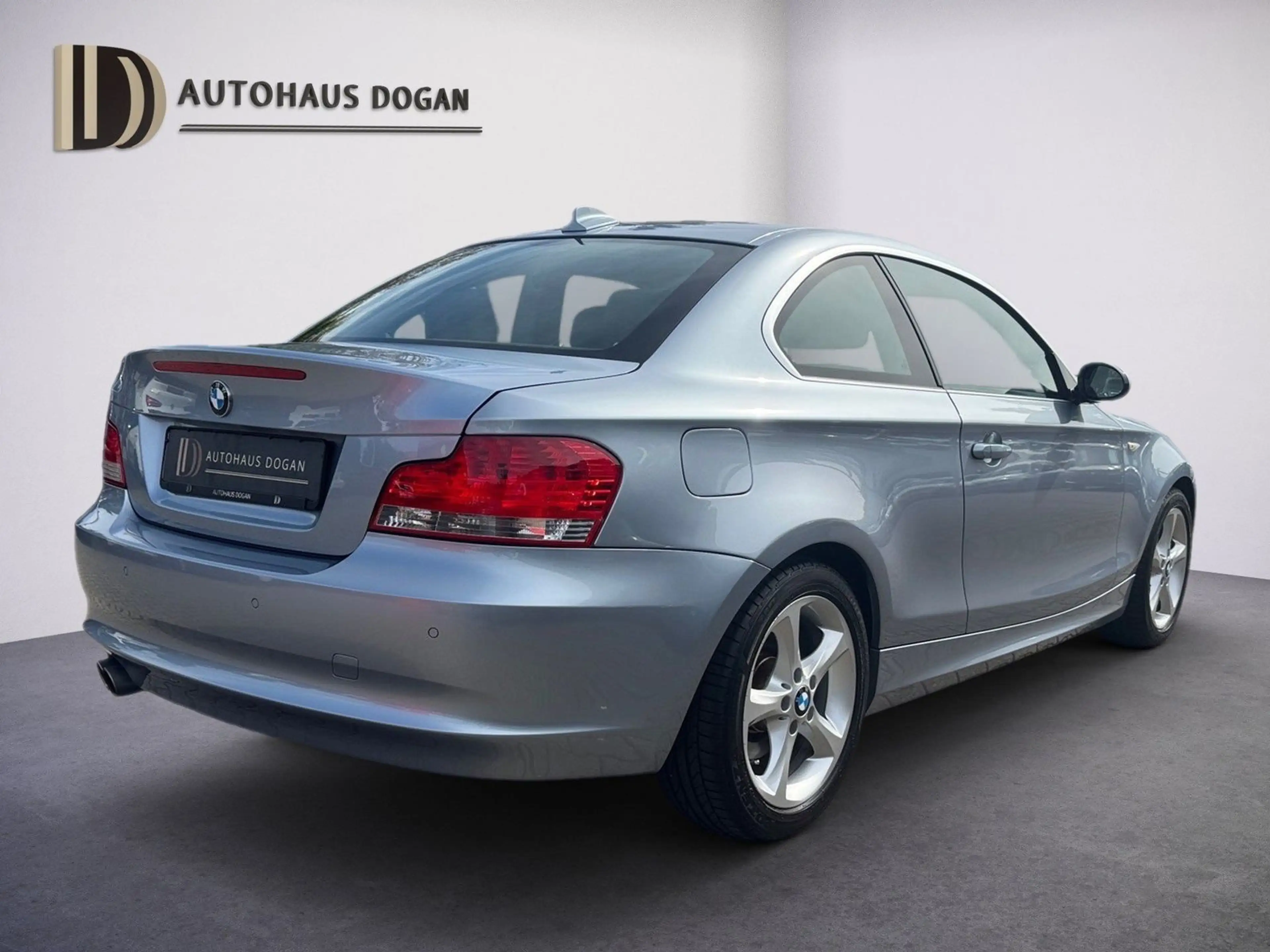 BMW 125 i Coupe 3.0 Aut.*1 Besitz*38.000KM*Original* — photo 3