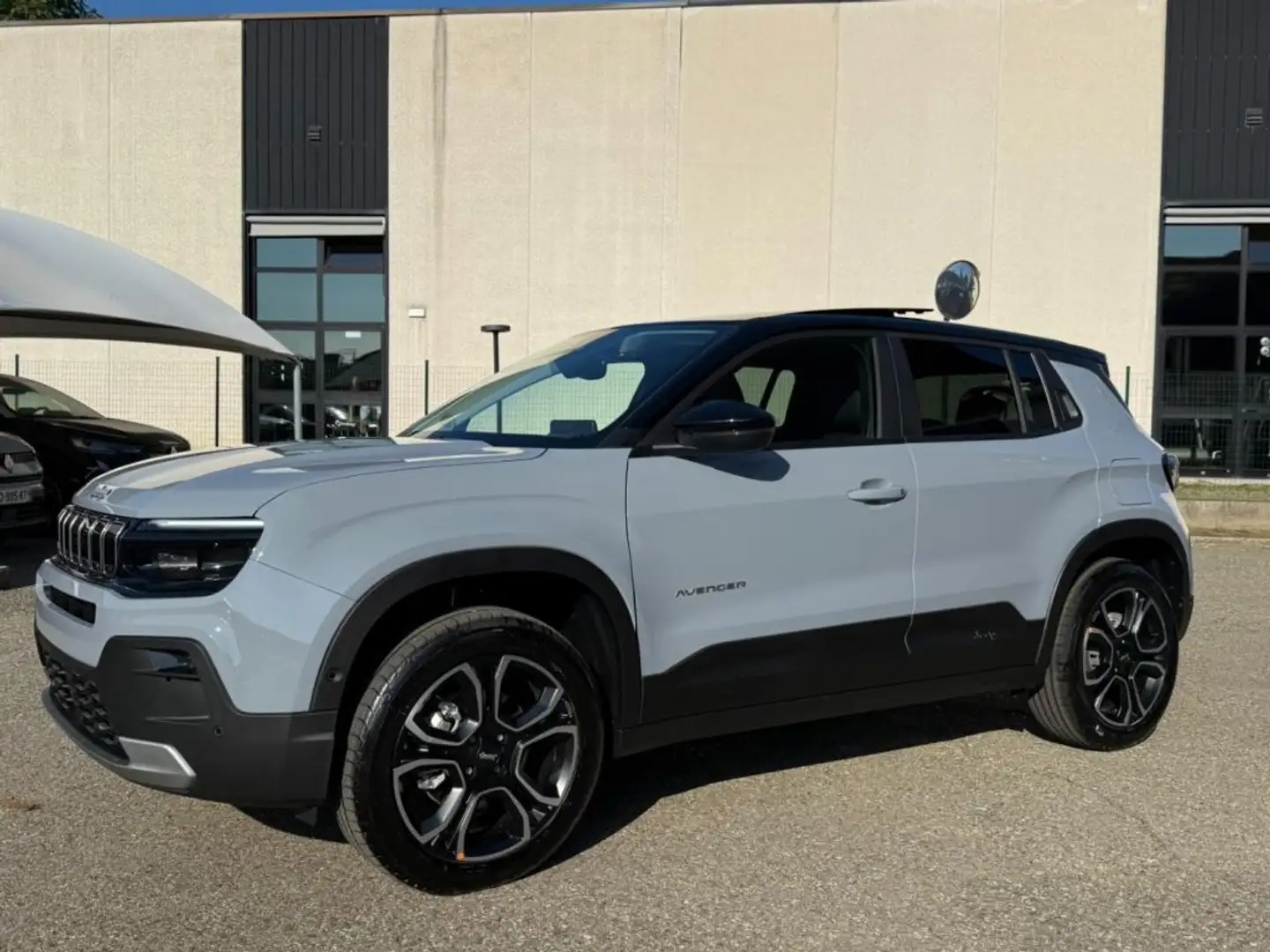 Jeep Avenger 1.2 Turbo MHEV Summit ACC - NAVI - TETTO - 18 Gris - 2