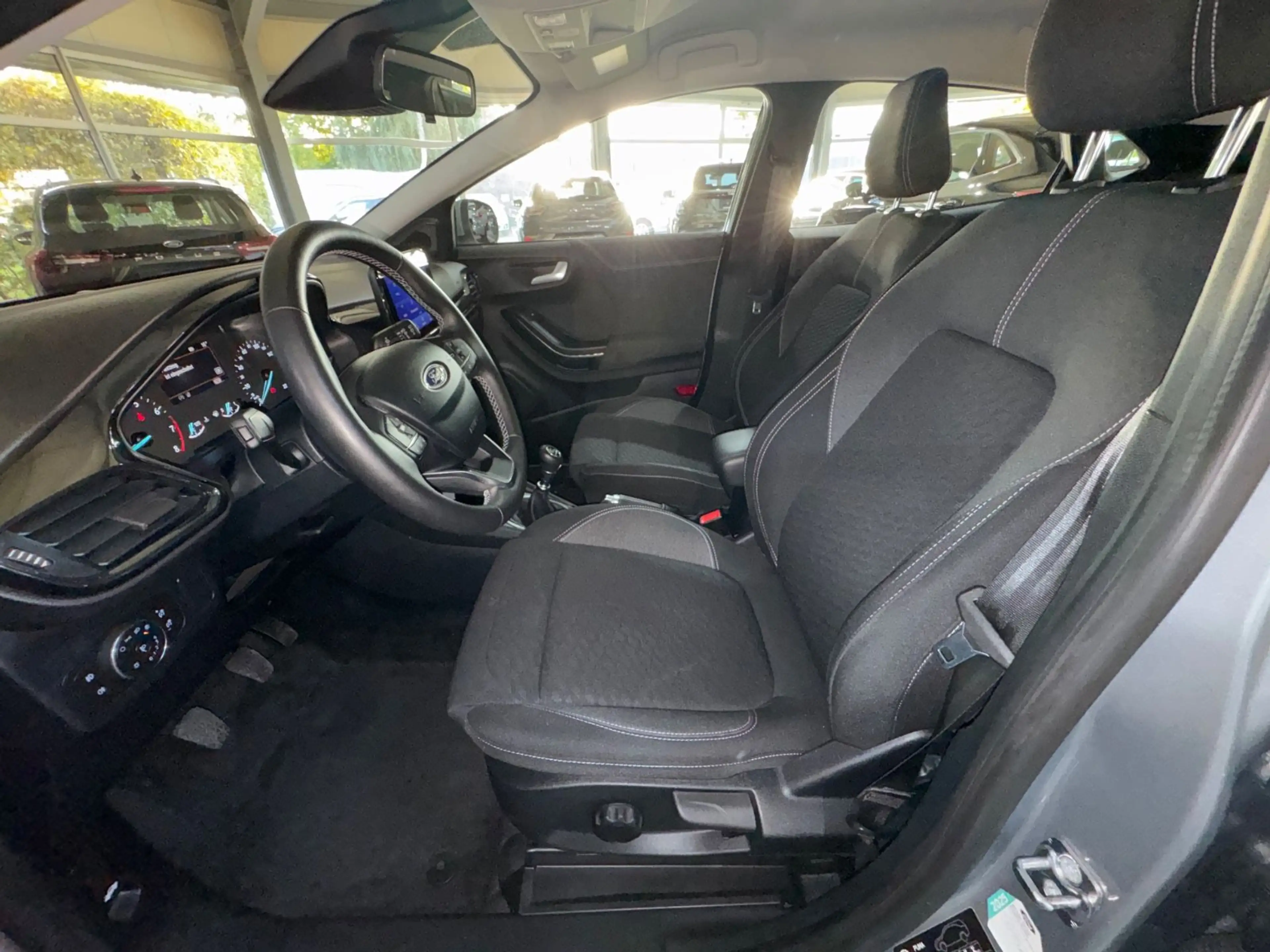 Ford Puma 1.0i Titanium LED Navi Winter akt.PDC RfK — photo 8