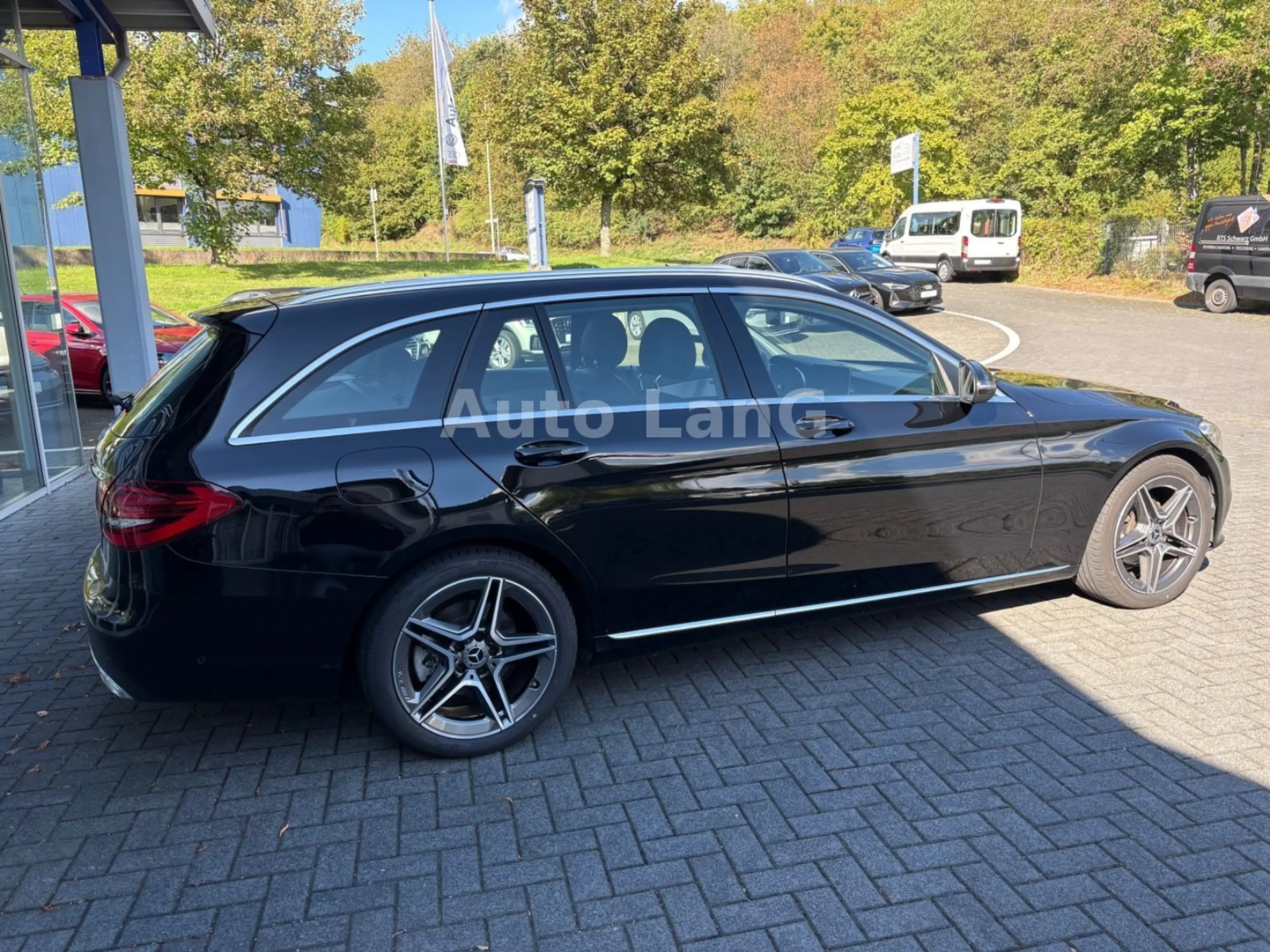 Mercedes-Benz C 180 T-Modell AHK NAVI KAMERA — photo 3