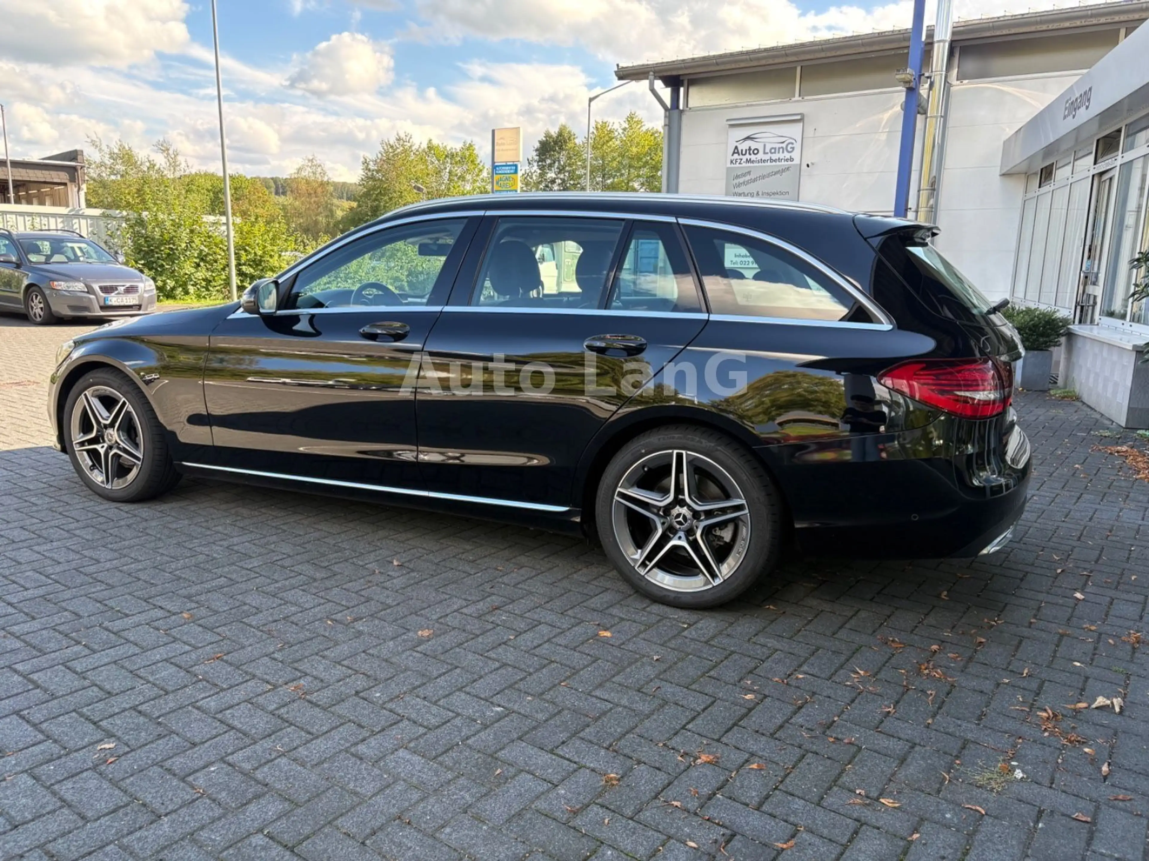 Mercedes-Benz C 180 T-Modell AHK NAVI KAMERA — photo 4