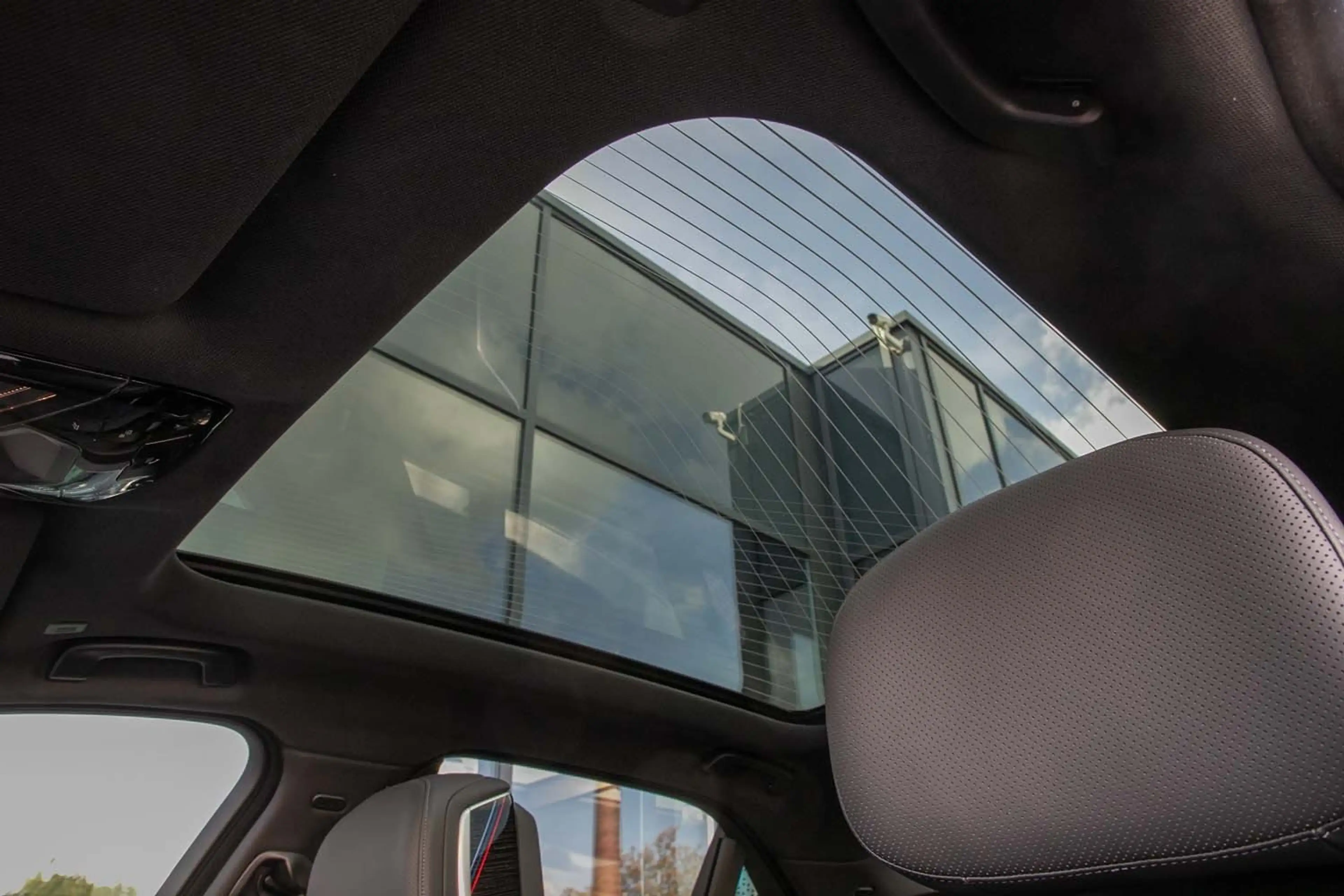 BMW 740 d xDrive M Sportpaket SkyLounge HeadUp 360° — photo 14