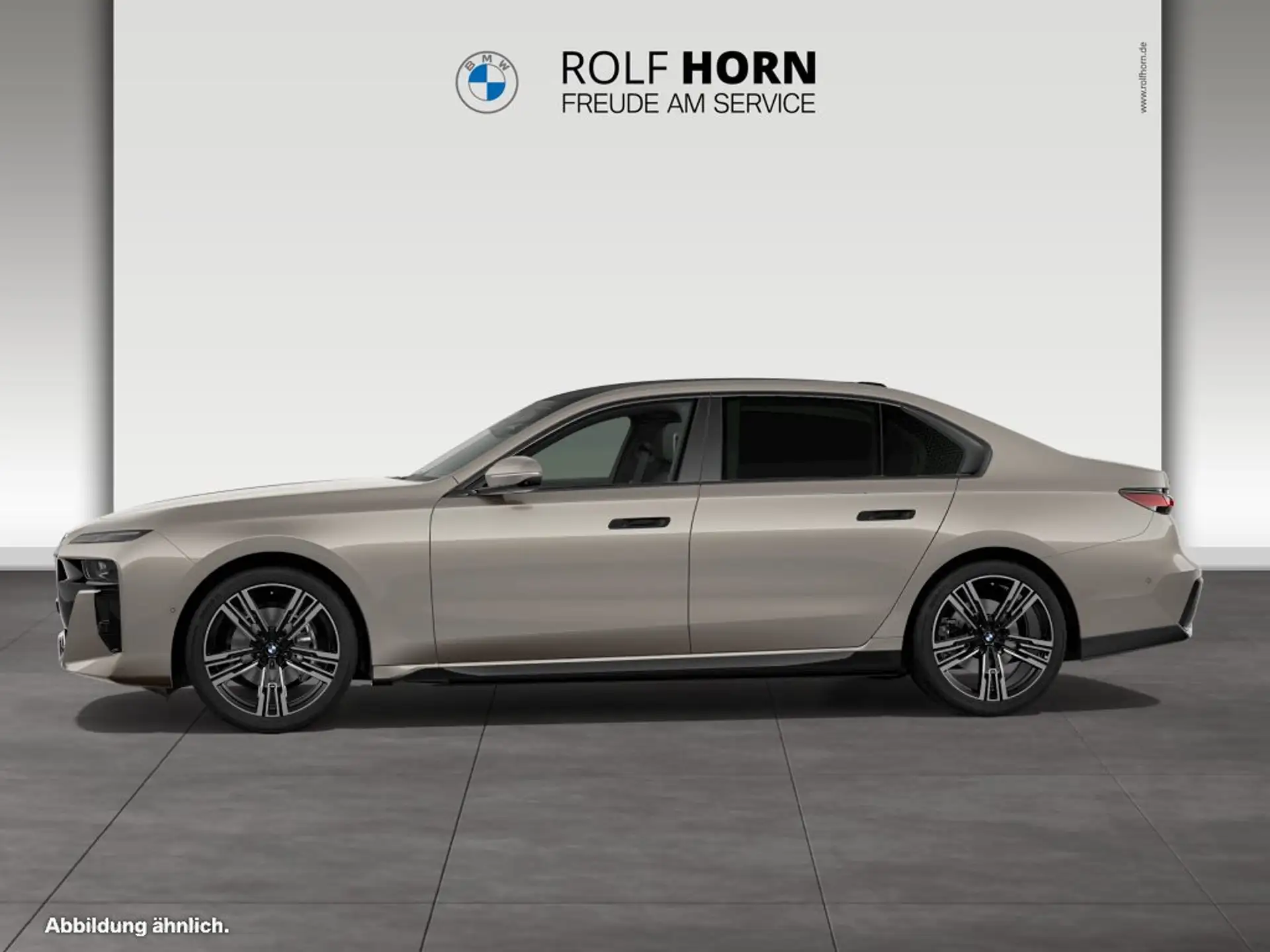 BMW 7 Series 740d 2025 베이지 사진 3