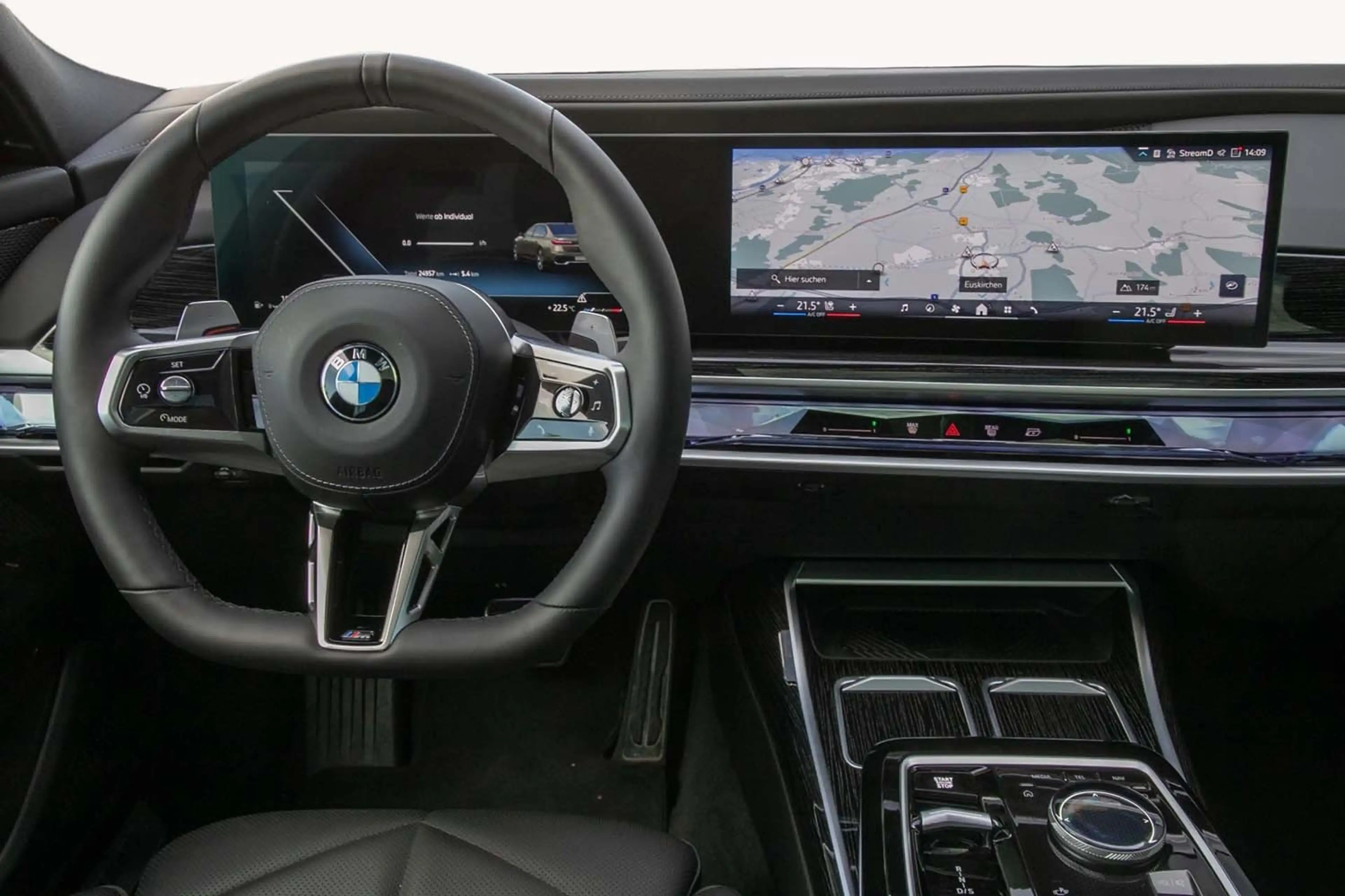 BMW 740 d xDrive M Sportpaket SkyLounge HeadUp 360° — photo 15
