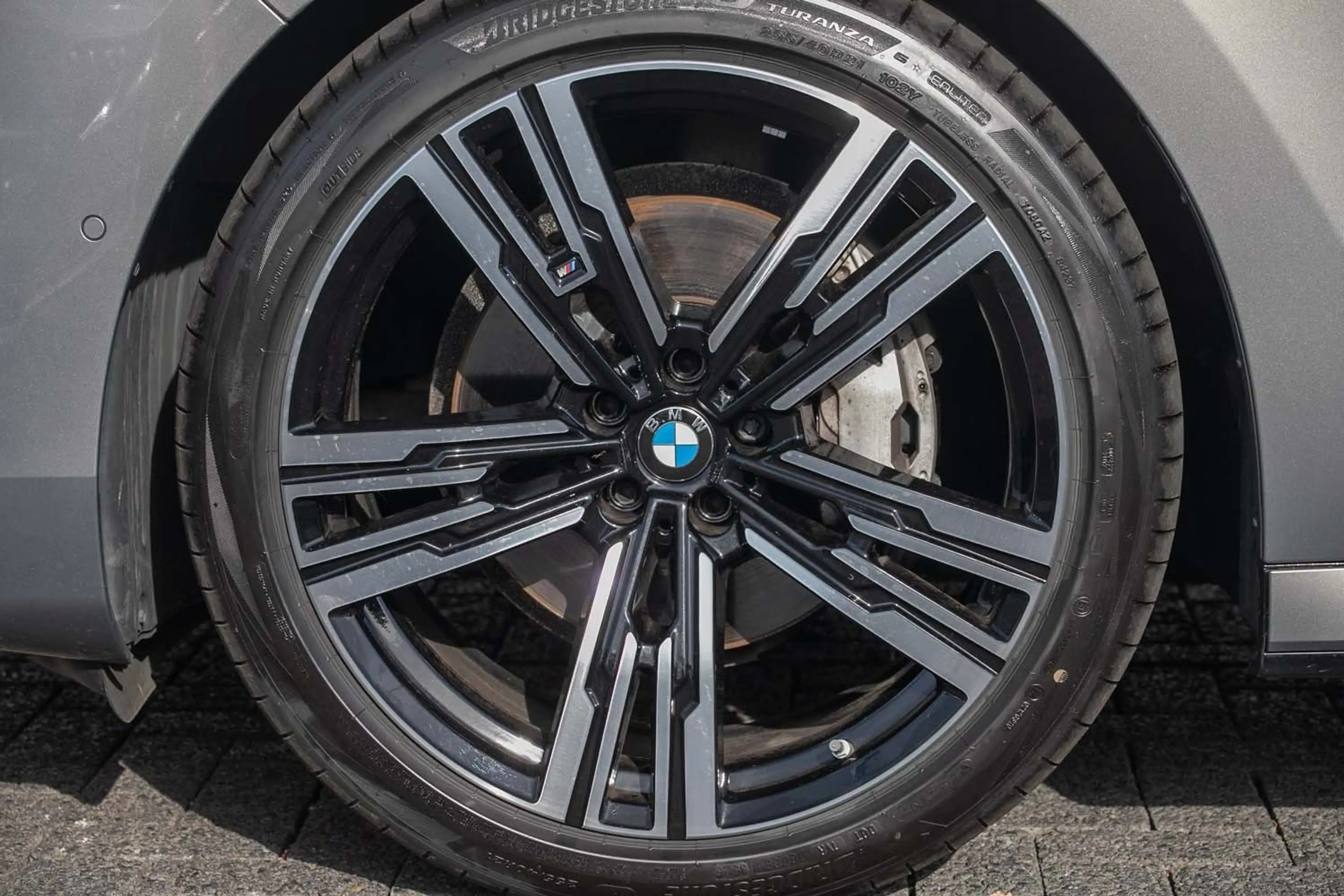 BMW 740 d xDrive M Sportpaket SkyLounge HeadUp 360° — photo 6