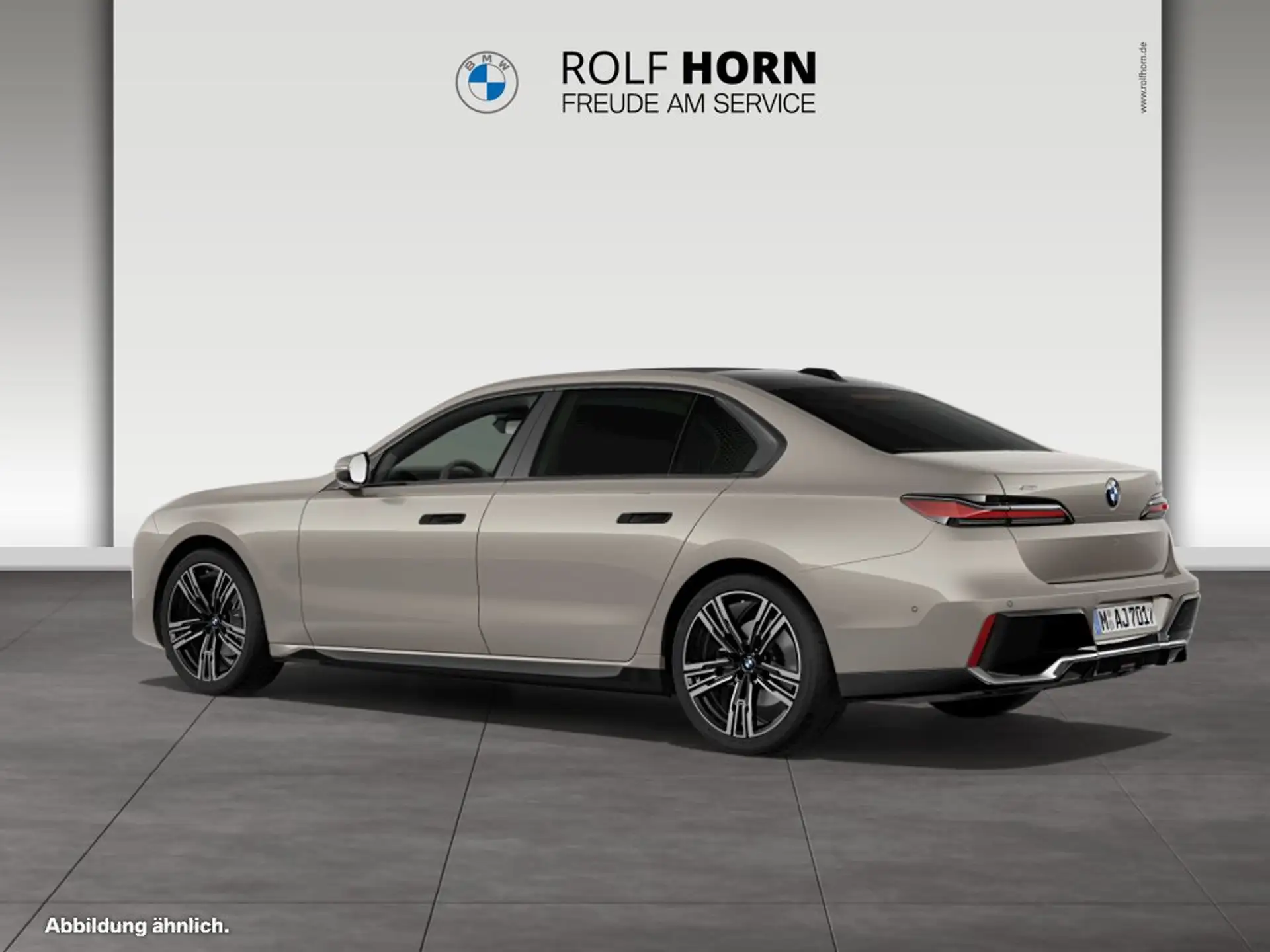 BMW 7 Series 740d 2025 베이지 사진 4