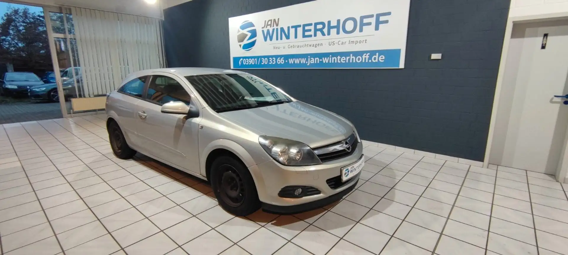 Opel Astra 1.6 GTC Edition KLIMA TEMPOMAT Grau - 1