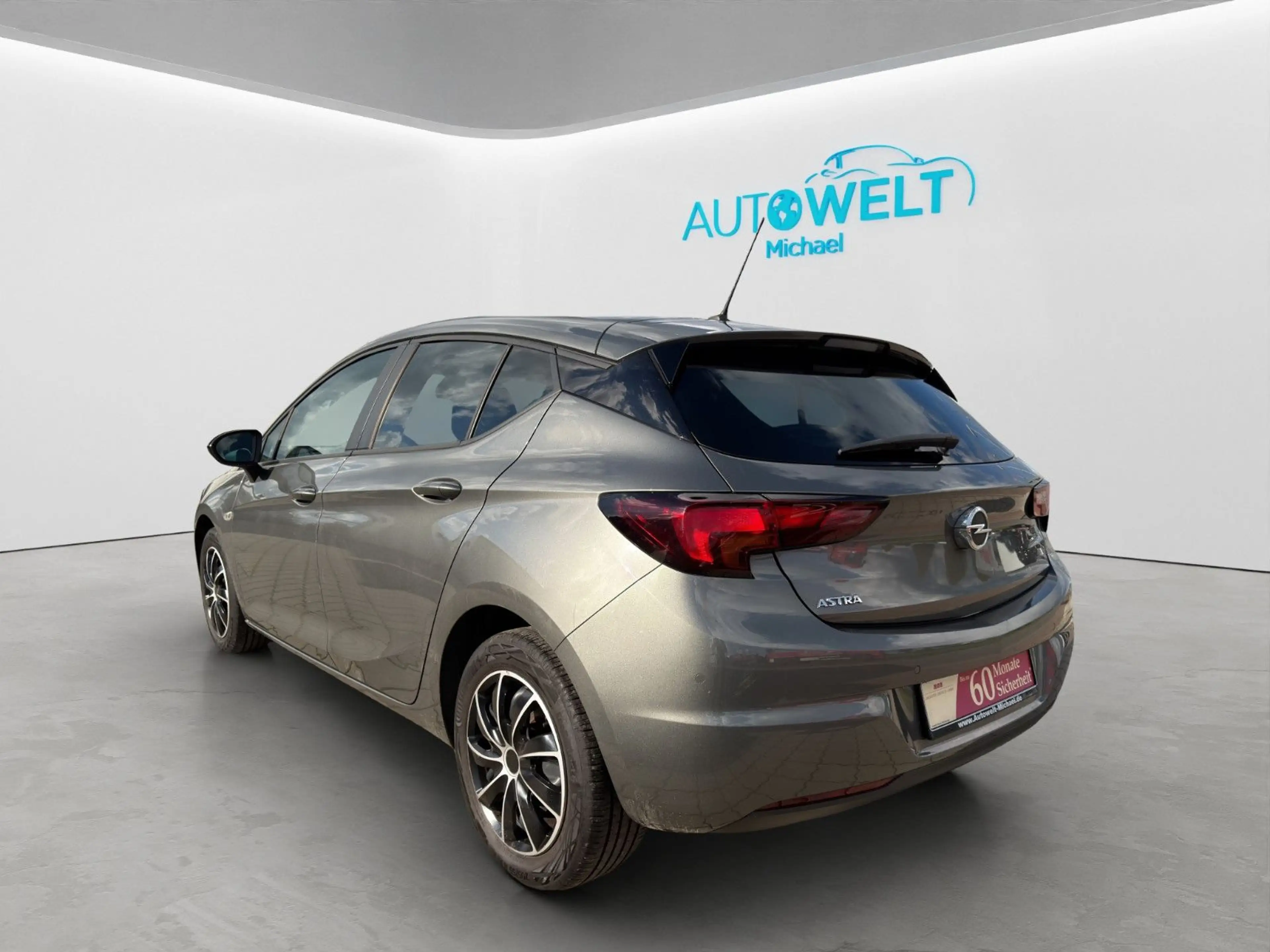 Opel Astra 1.2 KLIMAAUT APP lück.Scheckheft Zahnr.NEU — photo 7