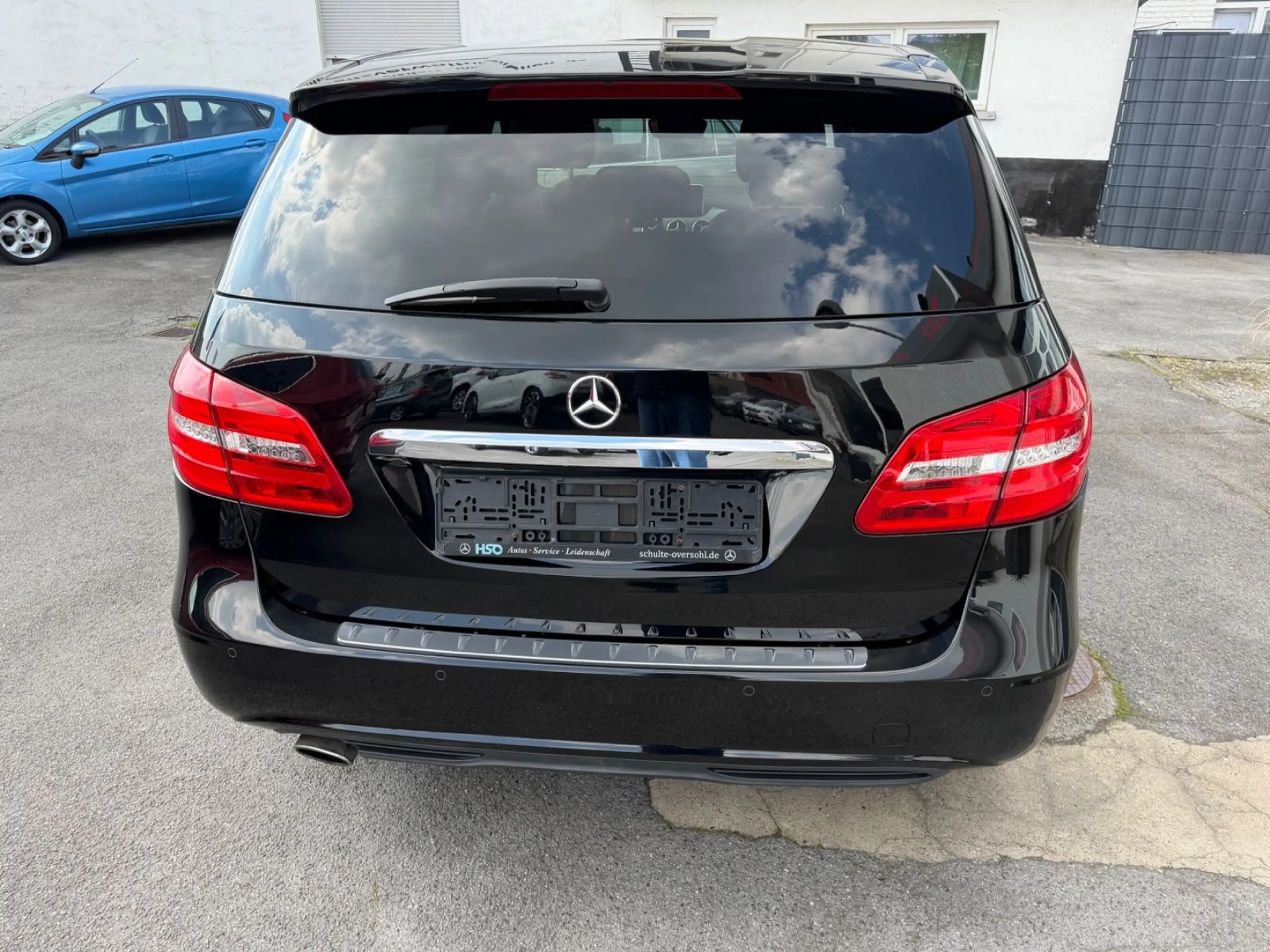 Mercedes-Benz B 180 Edition E Sitzeinstellung mit Memory-Funkt — photo 5
