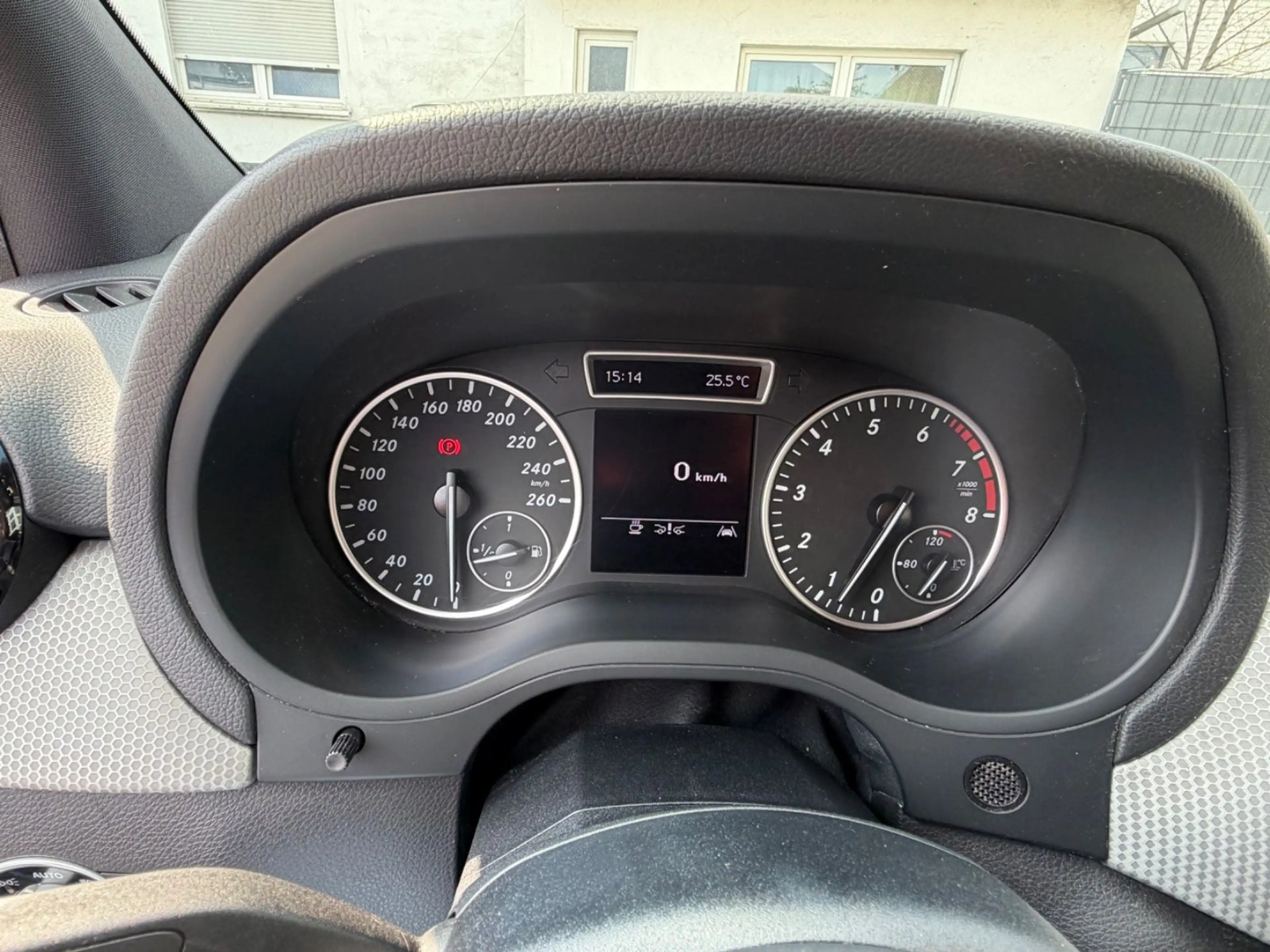 Mercedes-Benz B 180 Edition E Sitzeinstellung mit Memory-Funkt — photo 14