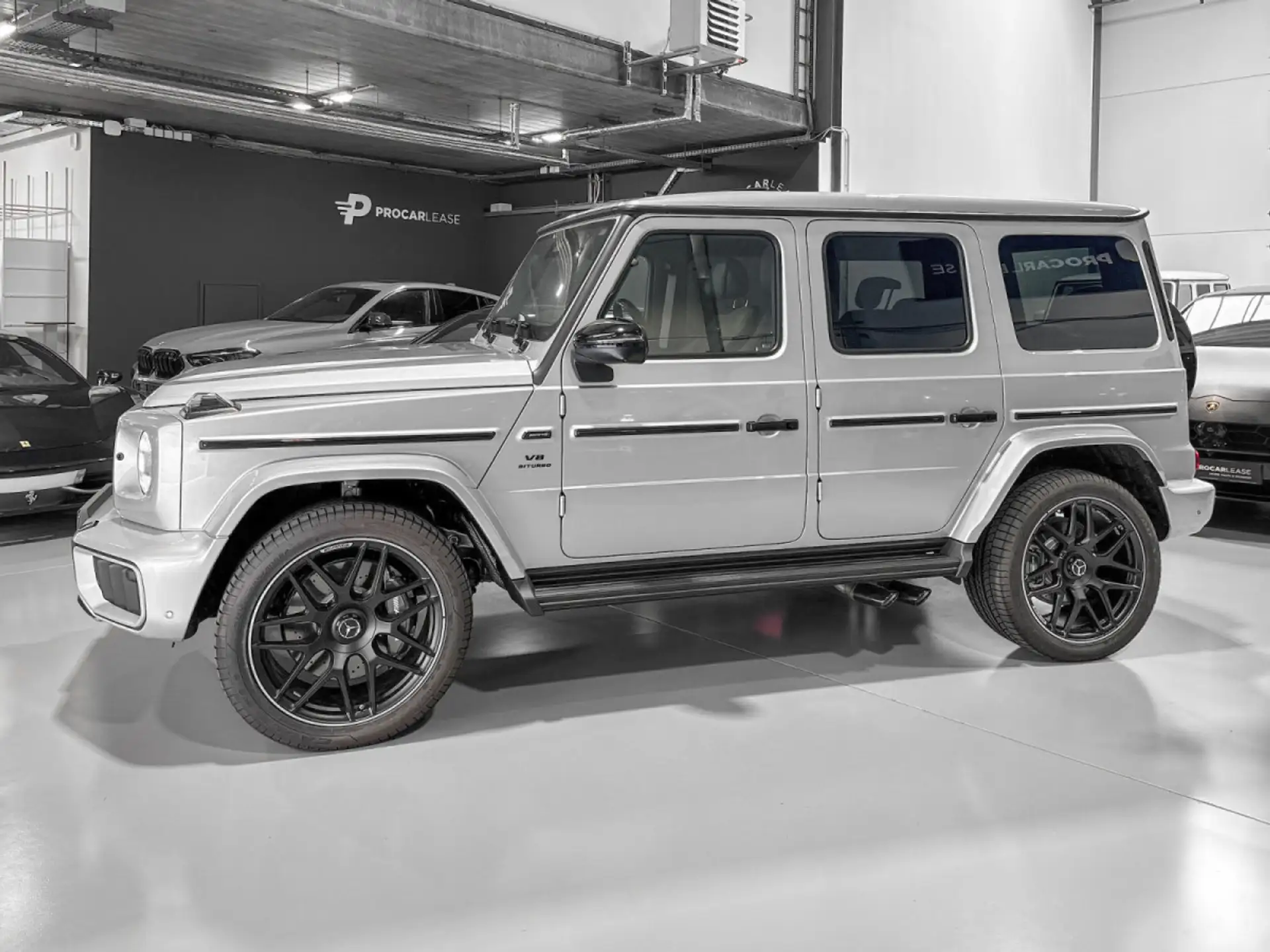 벤츠 G-Class G 63 AMG 2026 화이트 사진 4