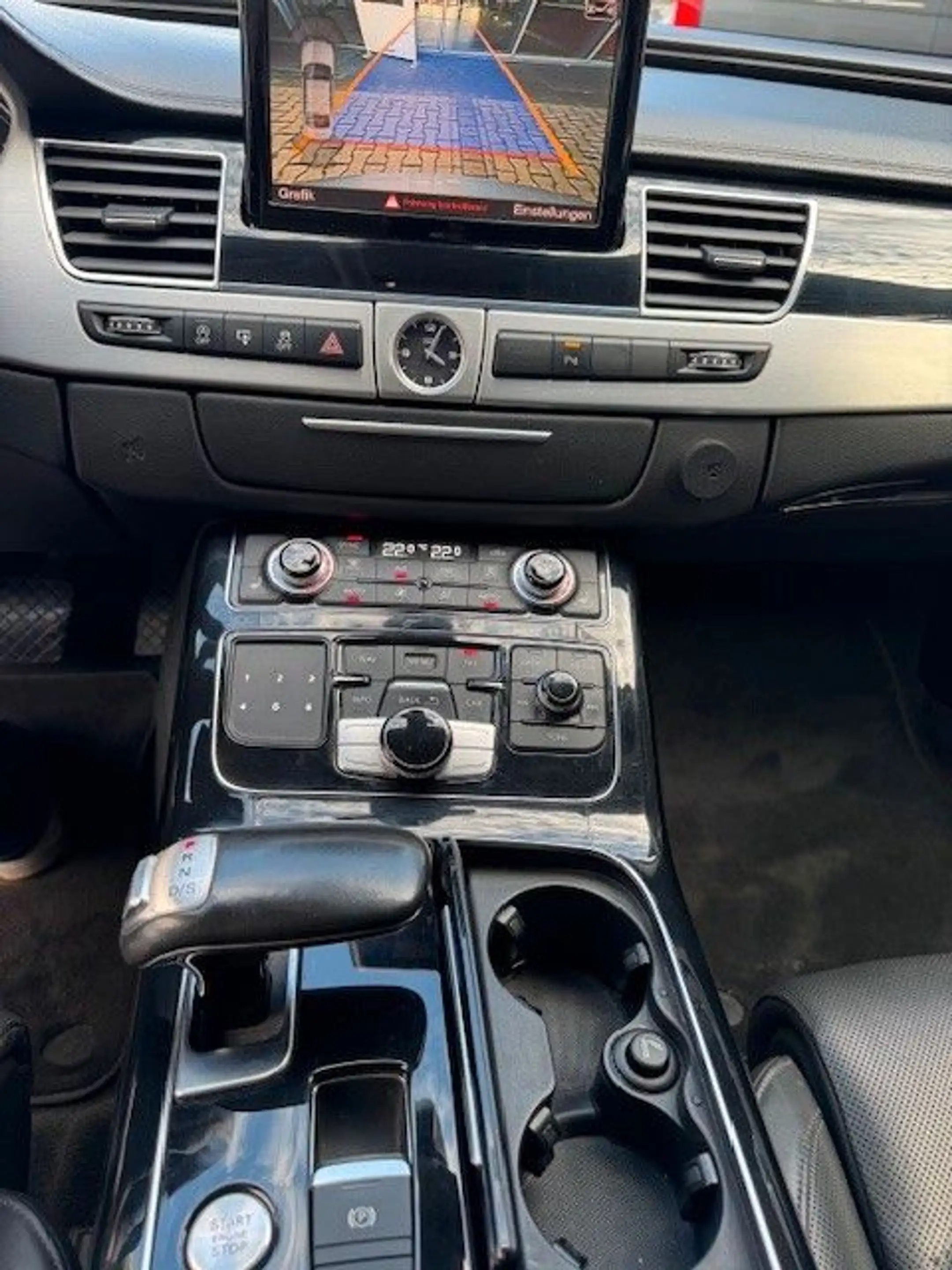 Audi A8 4.2 TDI clean diesel quattro — photo 13
