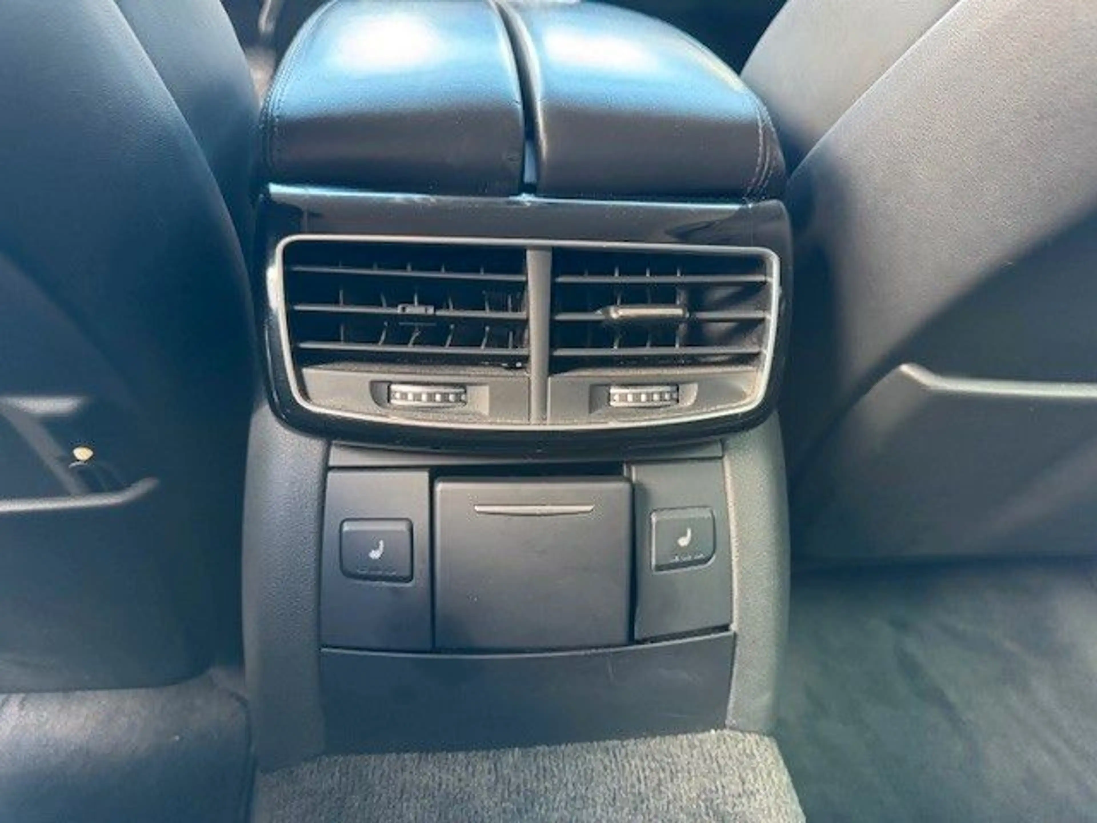 Audi A8 4.2 TDI clean diesel quattro — photo 10