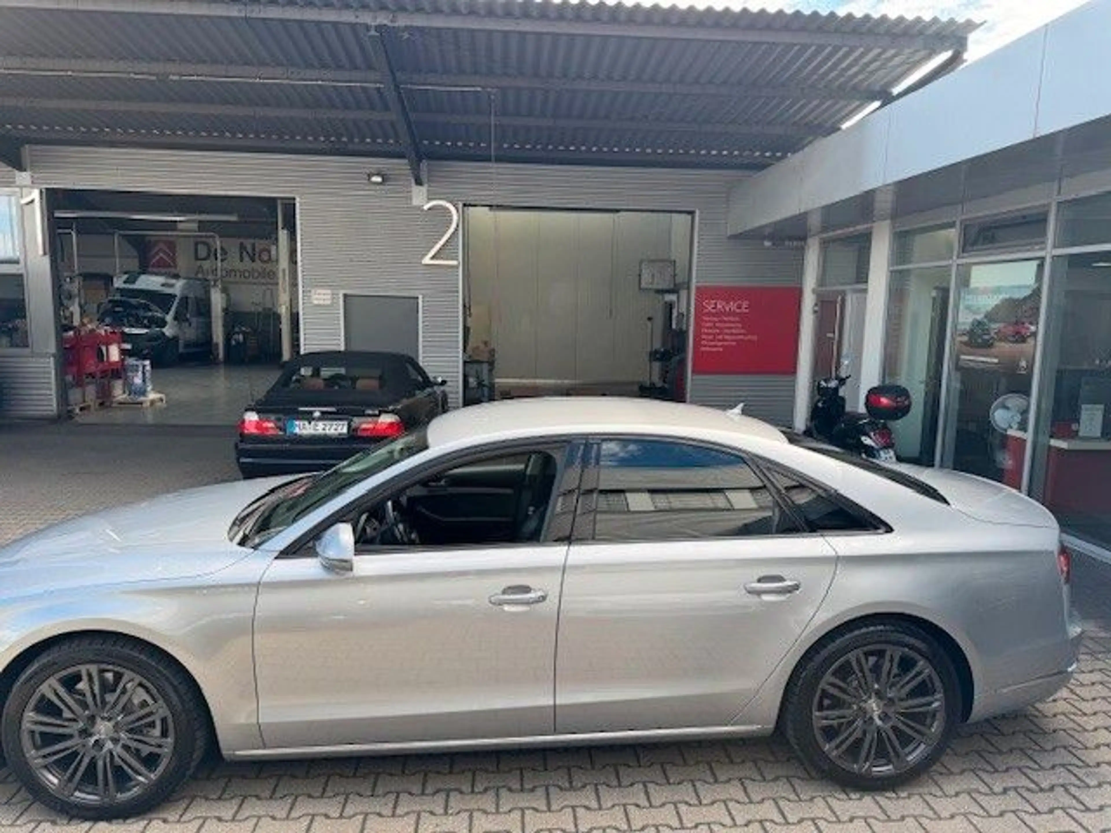 Audi A8 4.2 TDI clean diesel quattro — photo 5