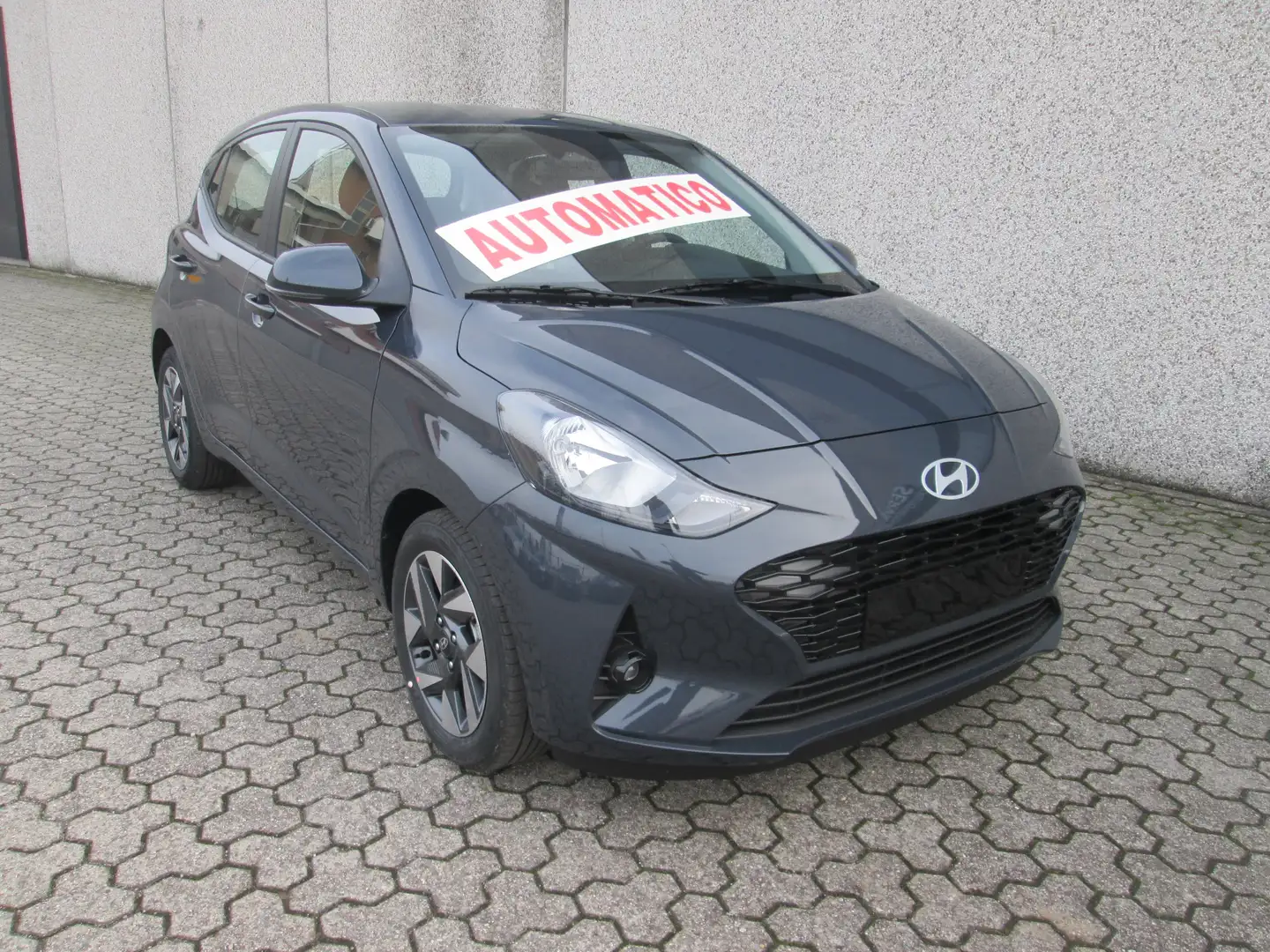 Hyundai i10 1.0 mpi Connectline 63cv Automatica REAL PRICE Grigio - 2