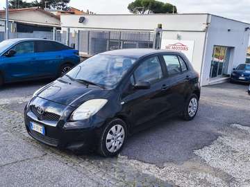 Yaris II 2005 5p 1.3 dual Sol
