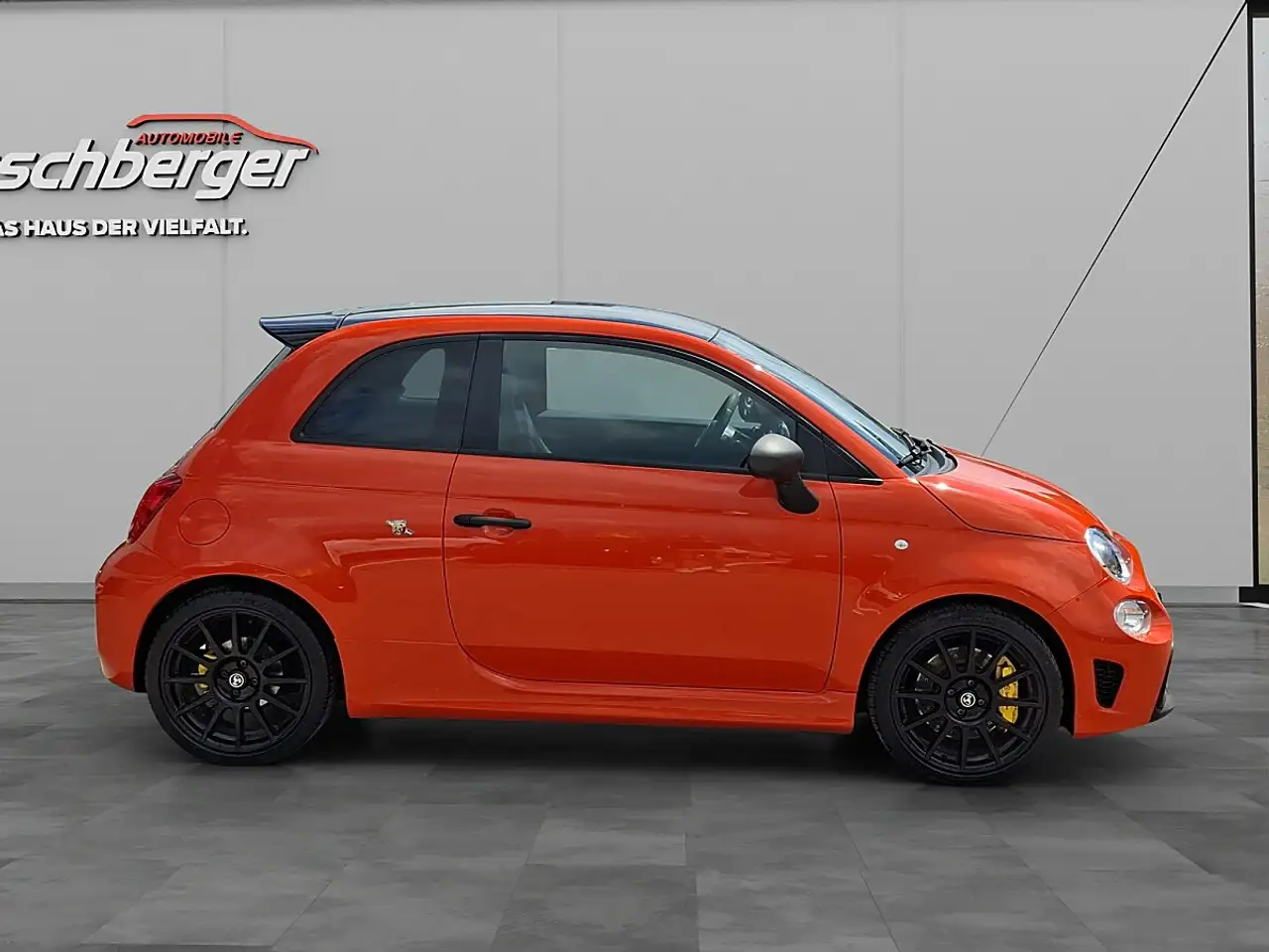 Abarth 695 2023