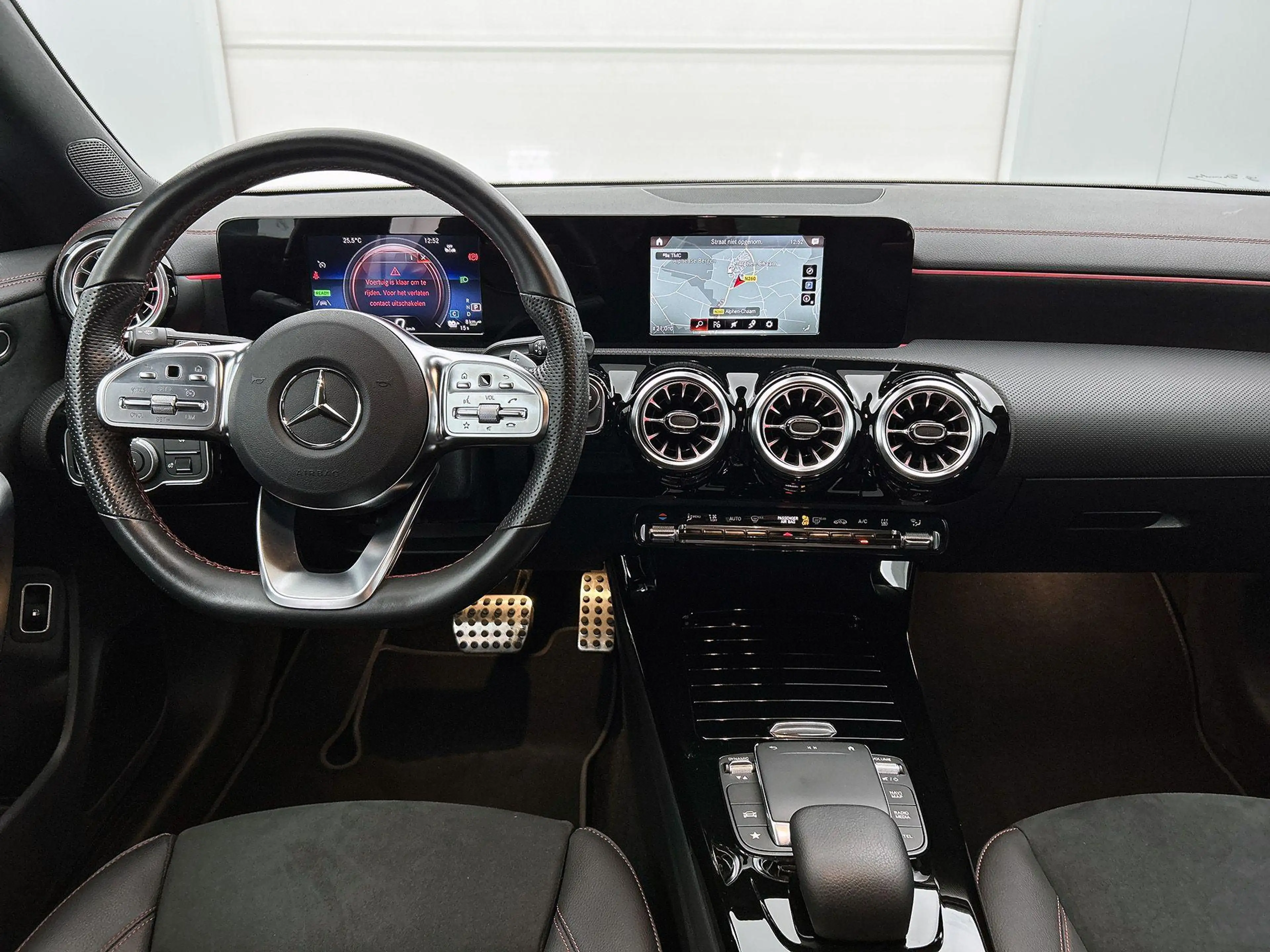 Mercedes-Benz CLA 250 CLA 250e Shooting Brake Automaat AMG Line | Nightp — photo 3