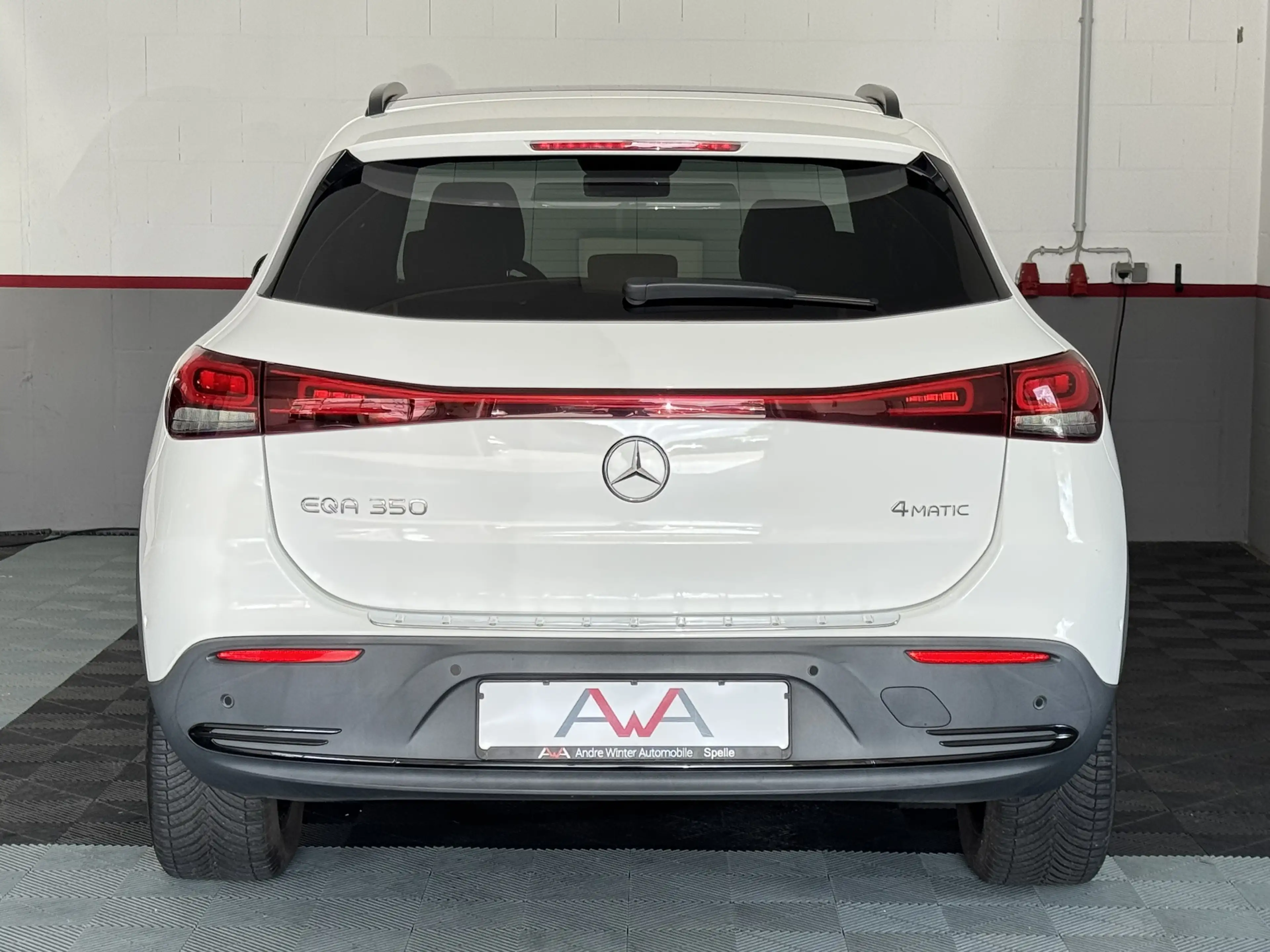 Mercedes-Benz EQA 350 4Matic Advanced+ Pano Burmester — photo 6