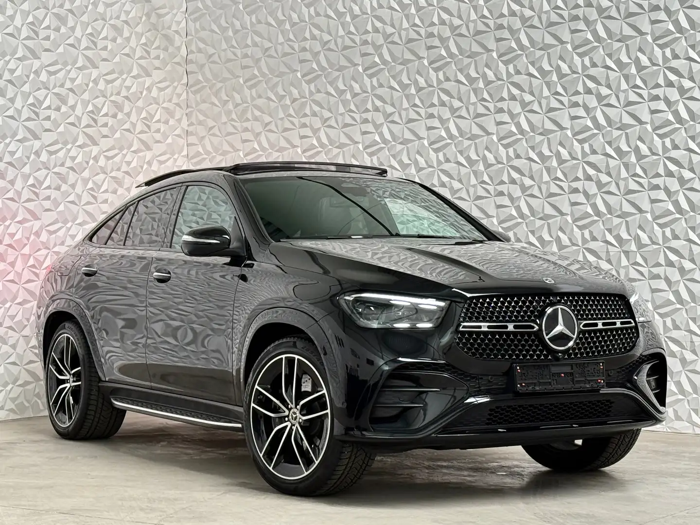 Mercedes-Benz GLE 350 de Coupé AMG Line Noir - 1
