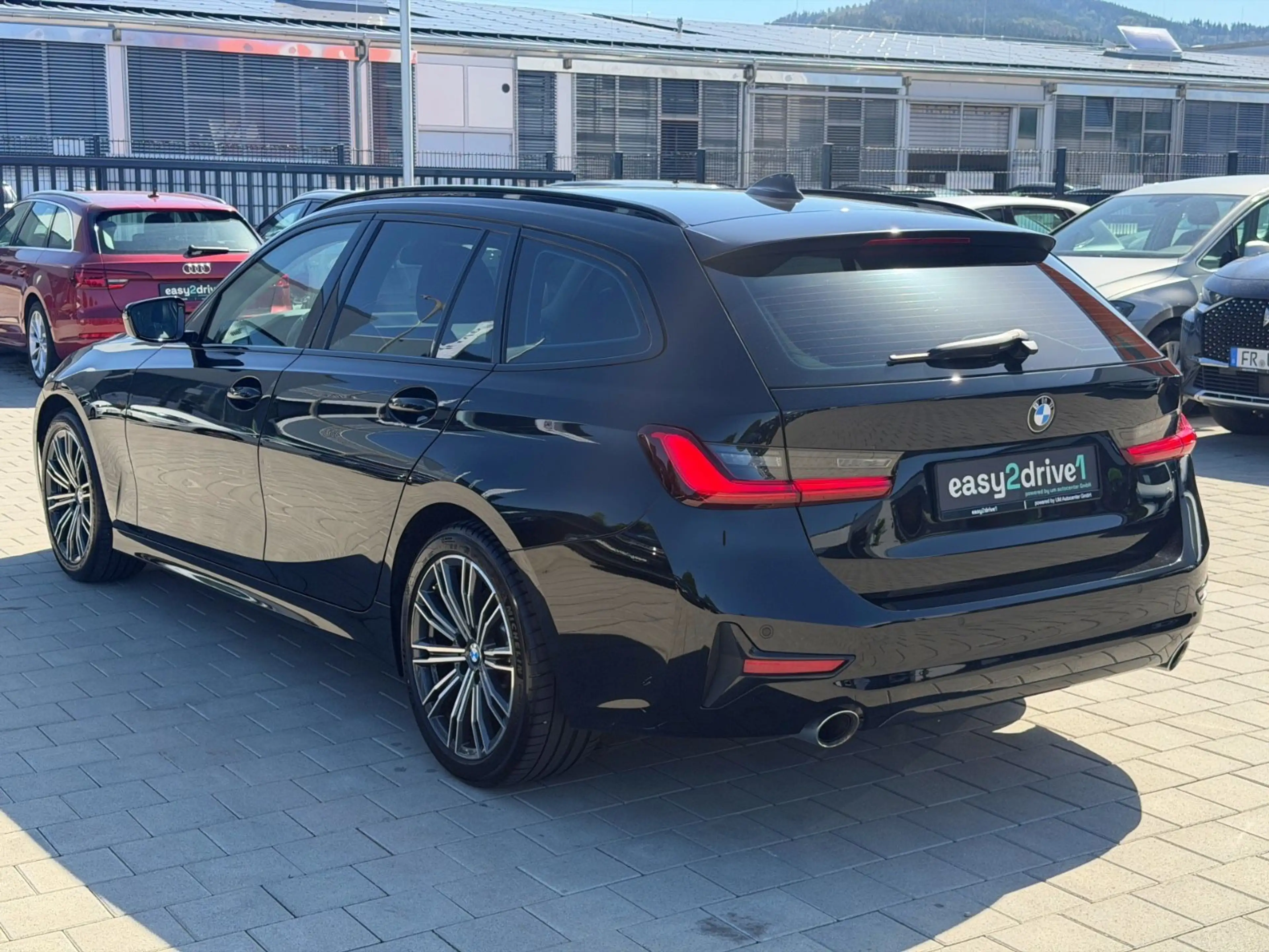 BMW 330 d Touring xDrive Sport Line/LASER/HUD/LIVECO — photo 4